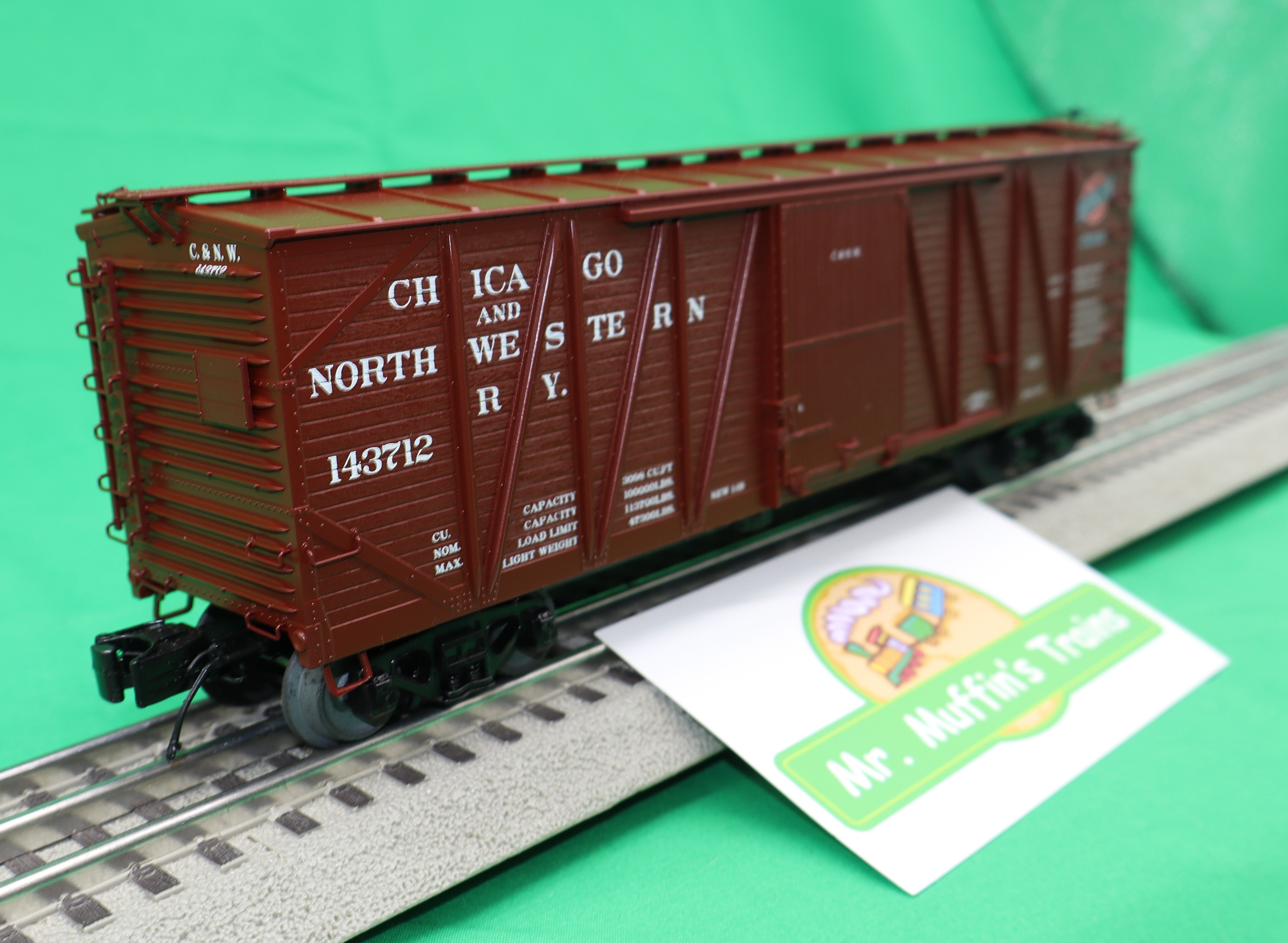 MTH 20-99452 - Premier - 40’ USRA Single Sheathed Box Car "Chicago & North Western"