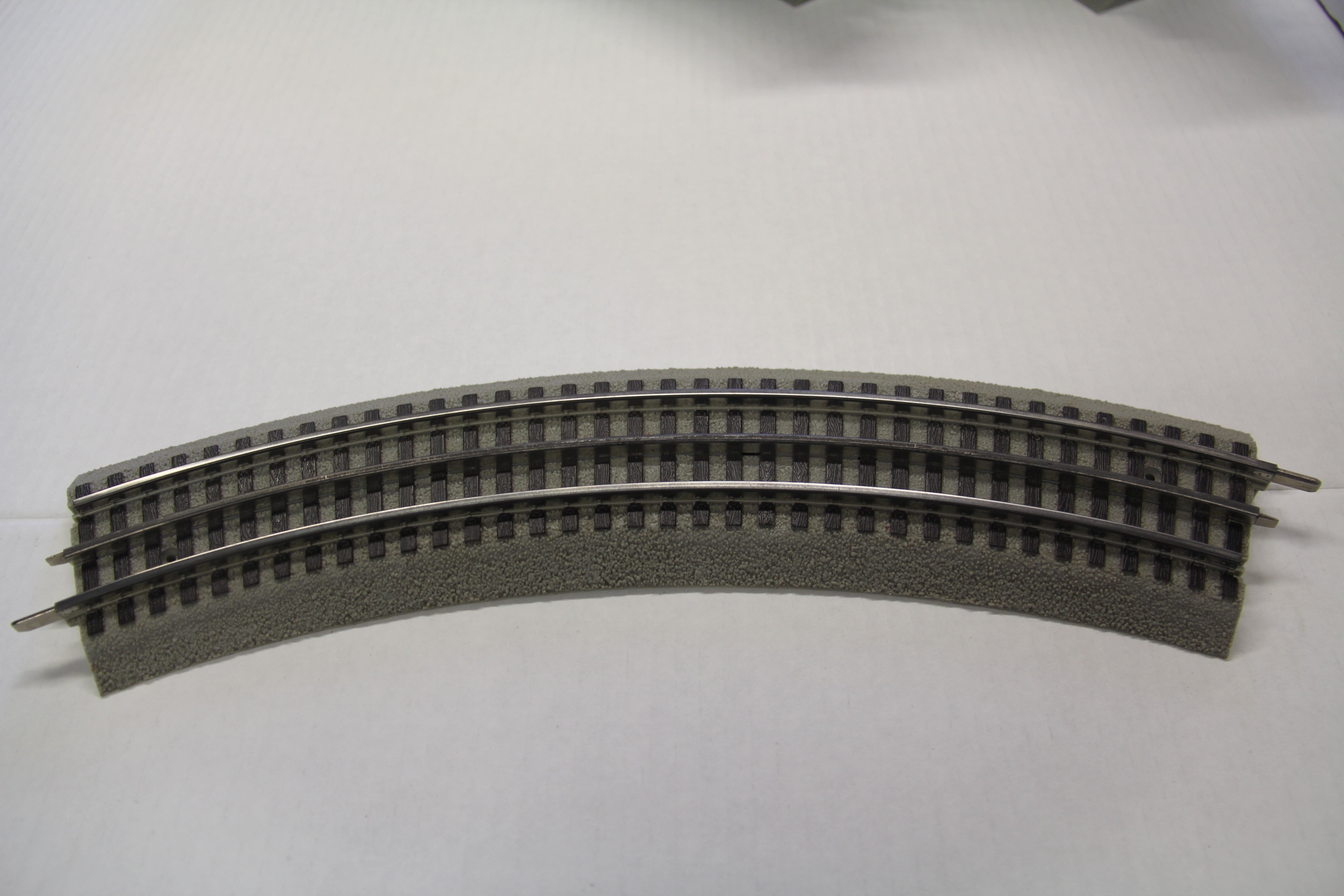 Lionel FasTrack 0-36 Full Curve 16 Piece Set-Second hand-M6801