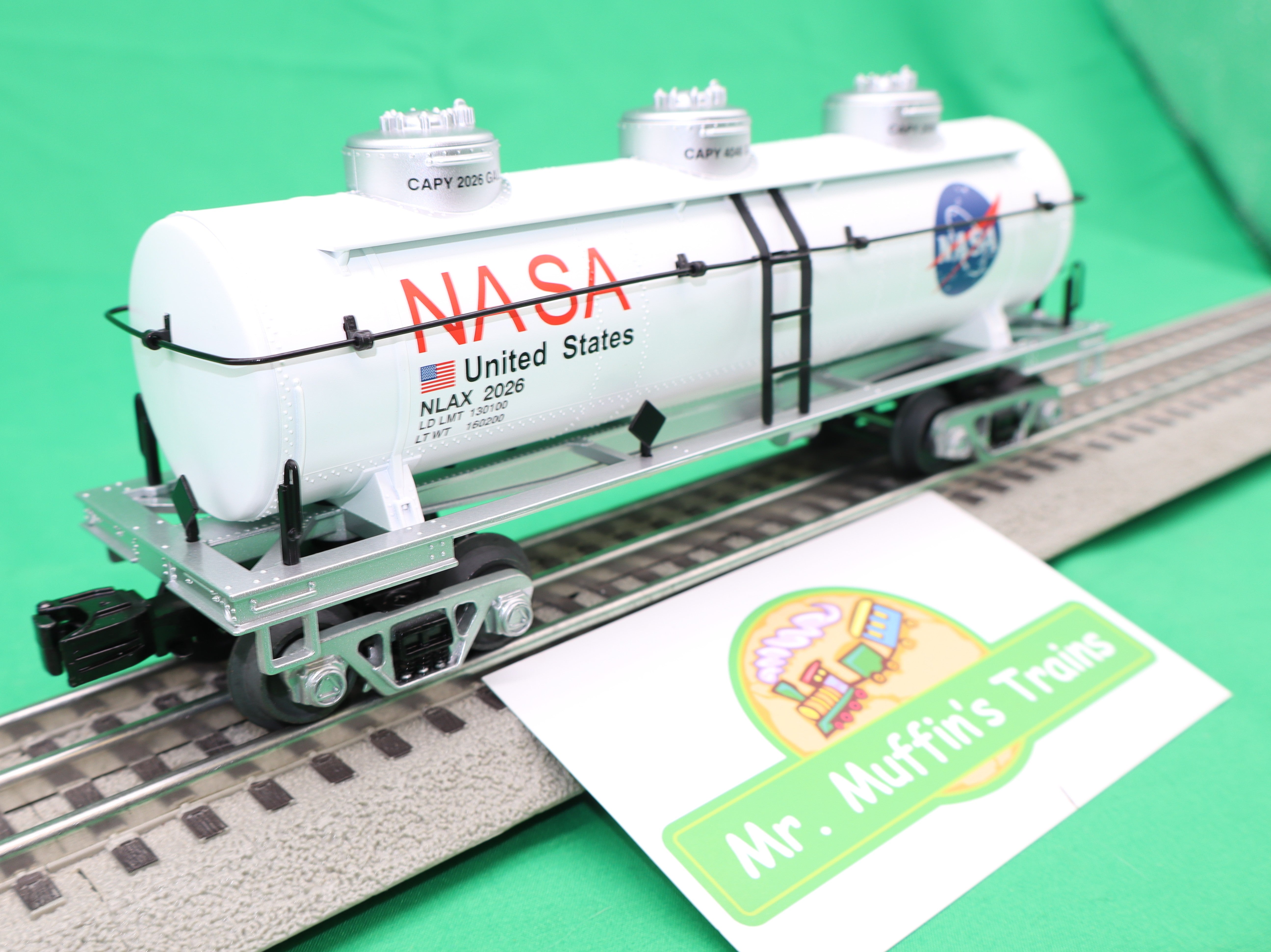 MTH 30-73660 - RailKing - 3-Dome Tank Car "NASA" #NLAX 2026