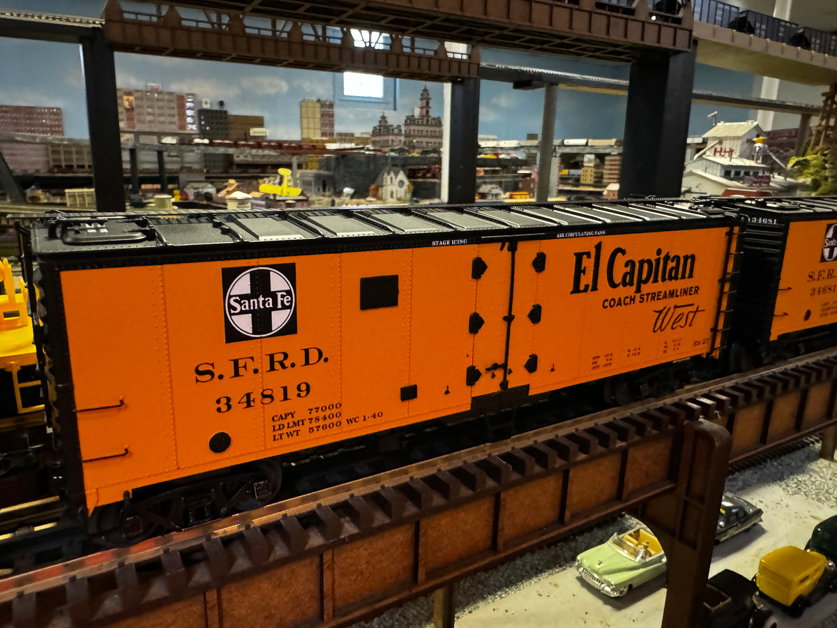 Lionel 2322080 - Legacy Fast Fruit Express "Santa Fe" Freight Set - MrMuffin'sTrains