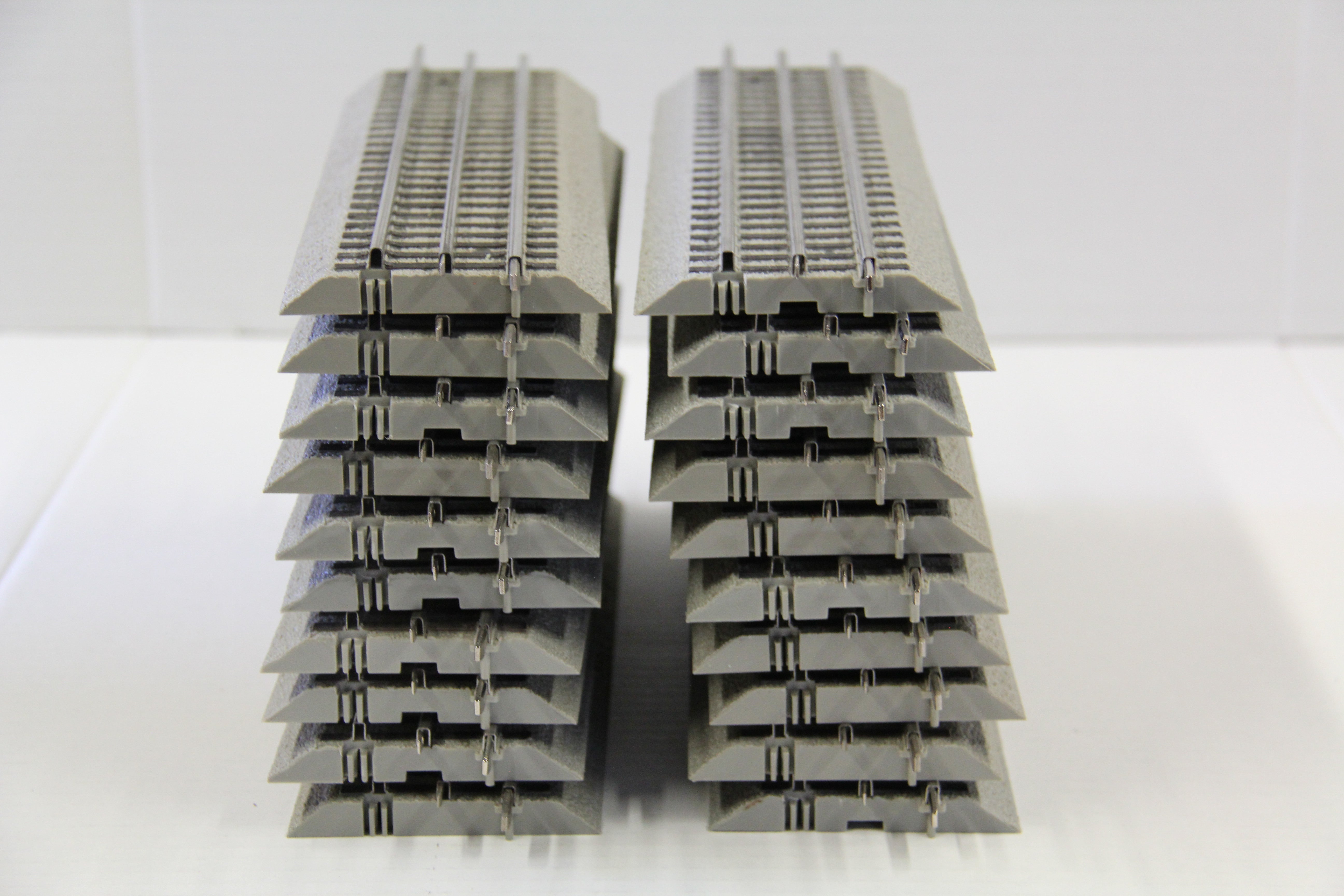 Lionel FasTrack  10 in Straight Set of 20-Second hand-M6832