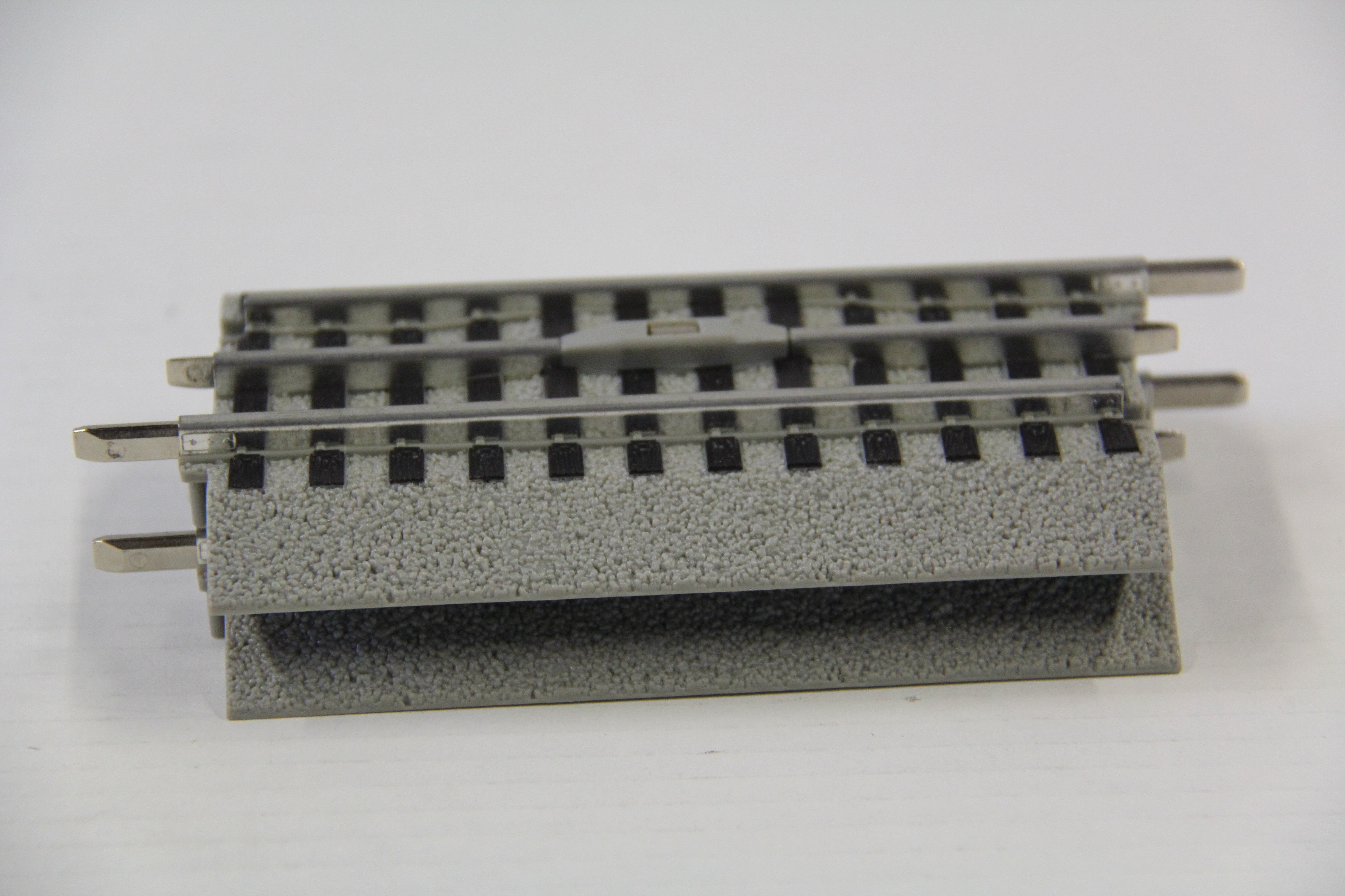 Lionel FasTrack Uncoupling Track Set of 2-Second hand-M6835