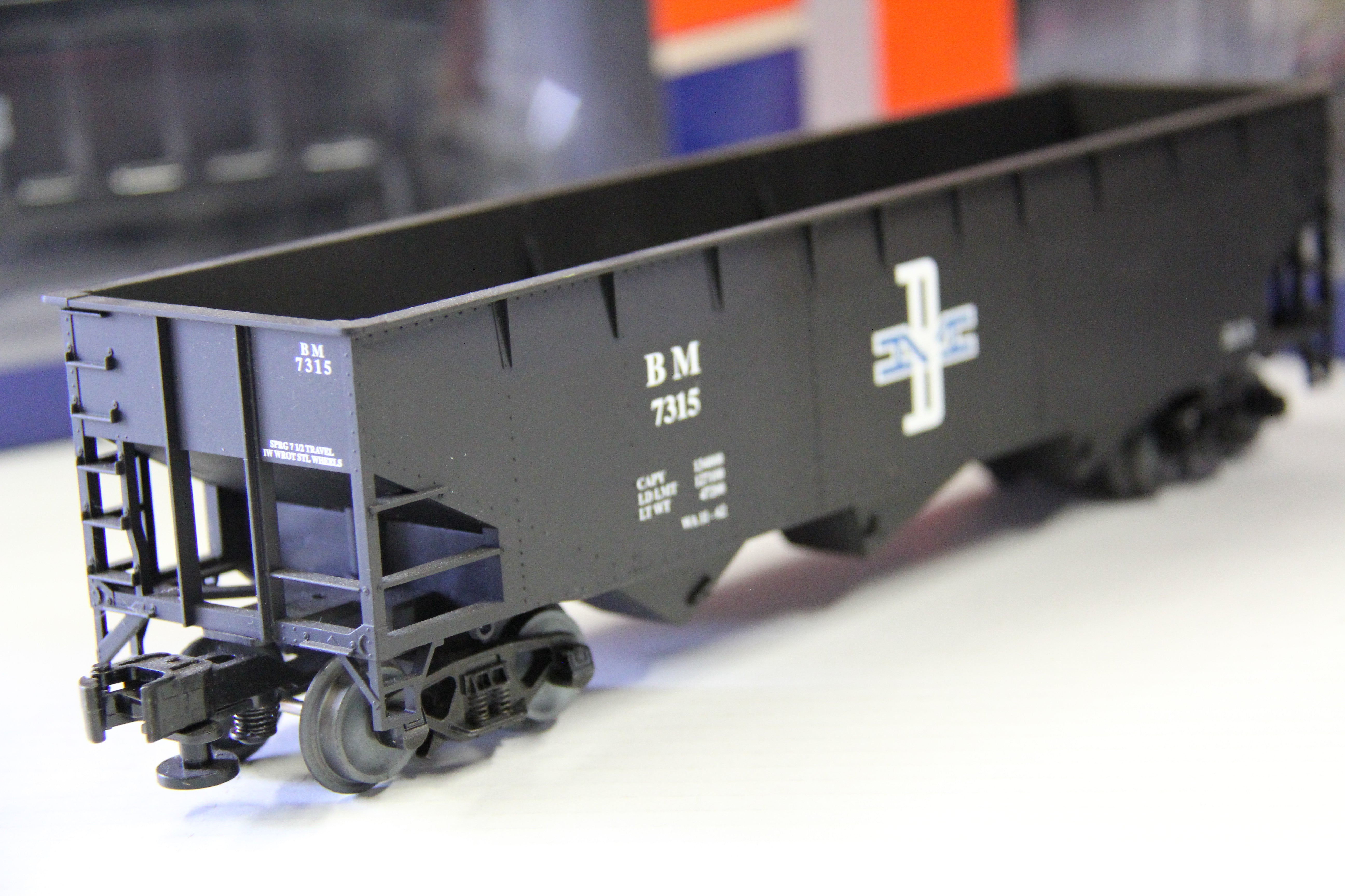 Lionel LionScale 3-16071, 72, 73, 74, 75, 76 Boston &Maine Offset 3-Bay Hopper- 6 Set -Second hand-M6836