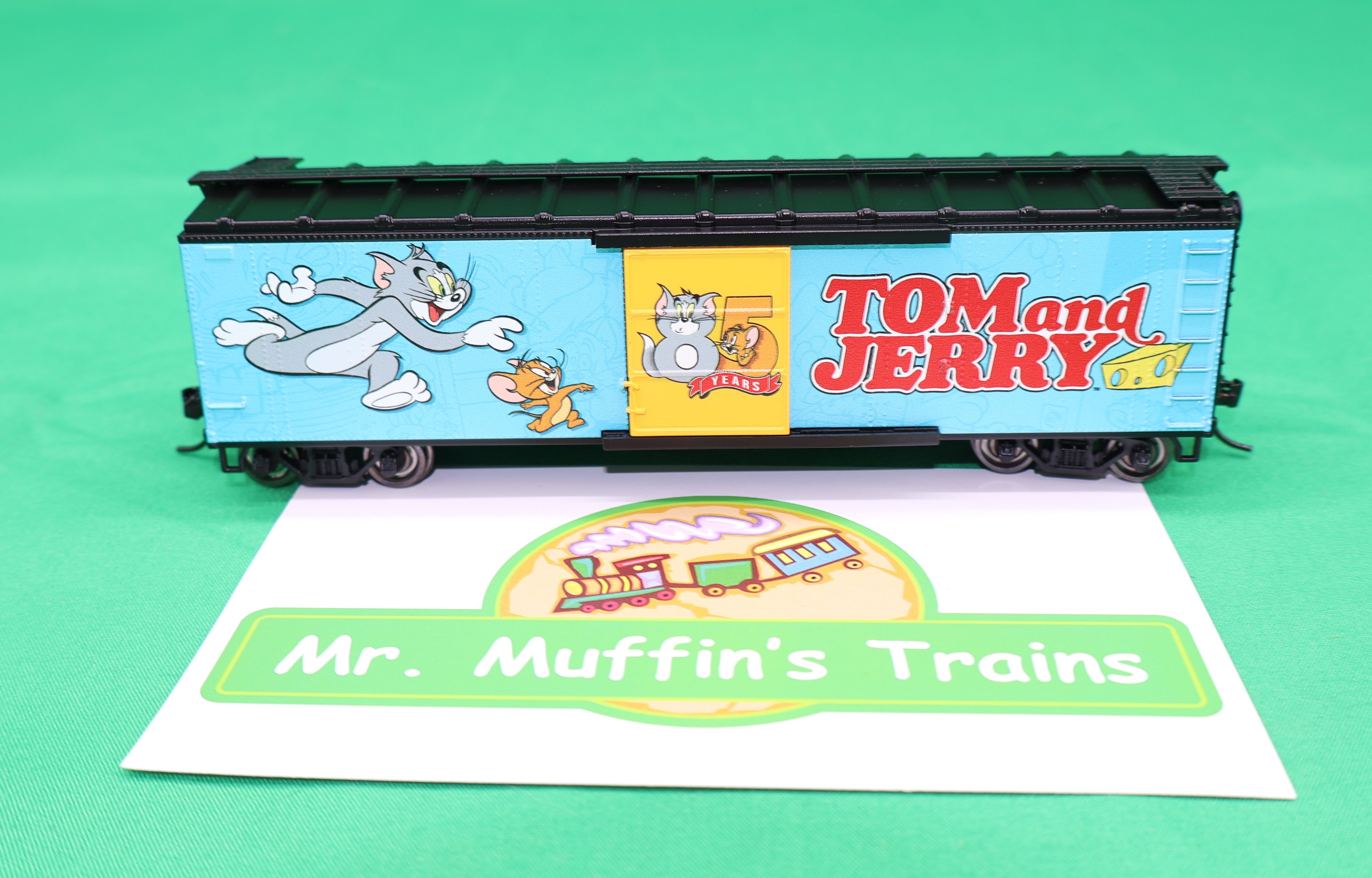Lionel HO 2554480 - Warner Bros - 85th Anniversary Boxcar "Tom & Jerry"