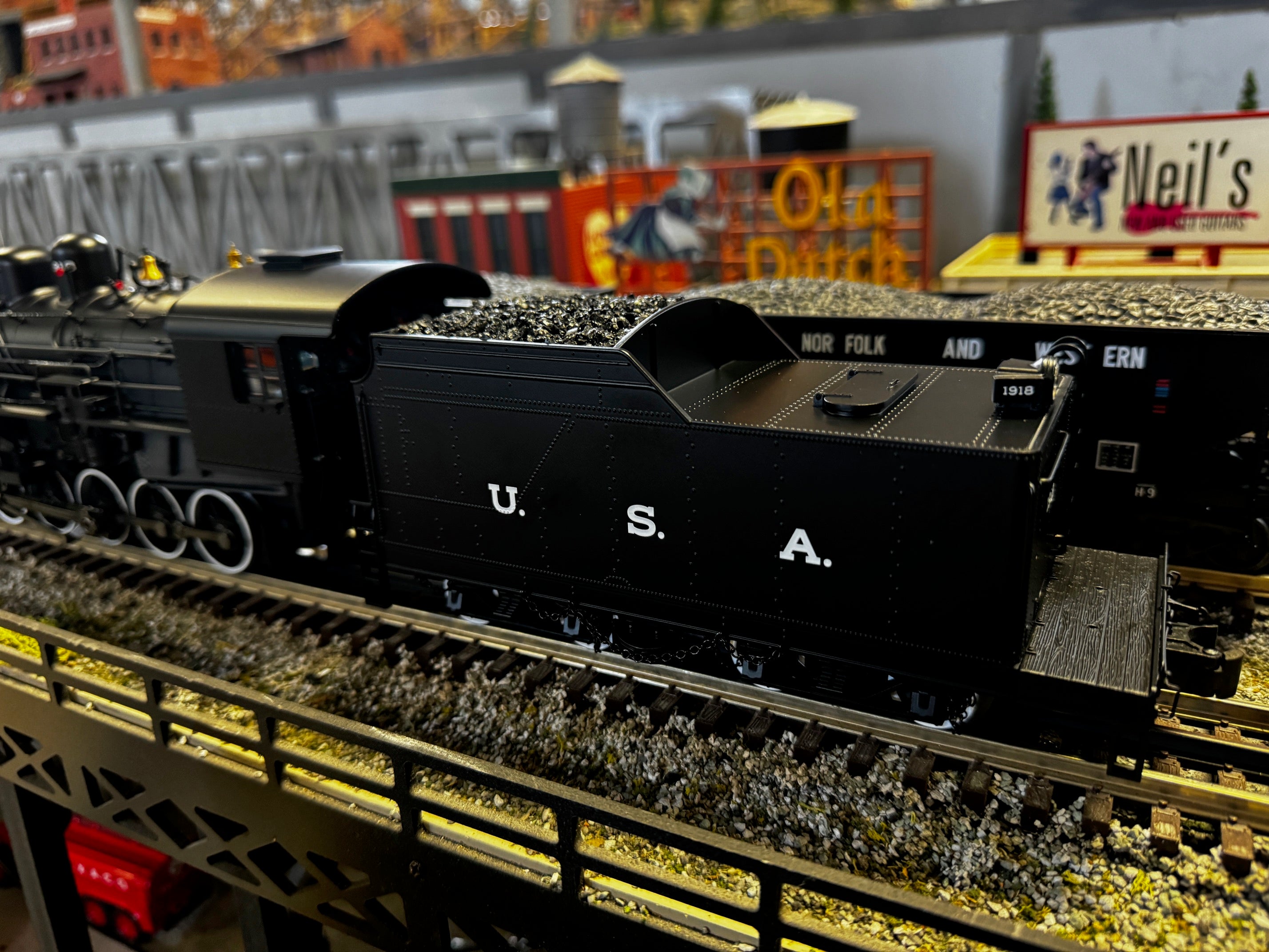 Lionel 2331350 - Legacy Russian Decapod Steam Locomotive "U.S.A." #1918