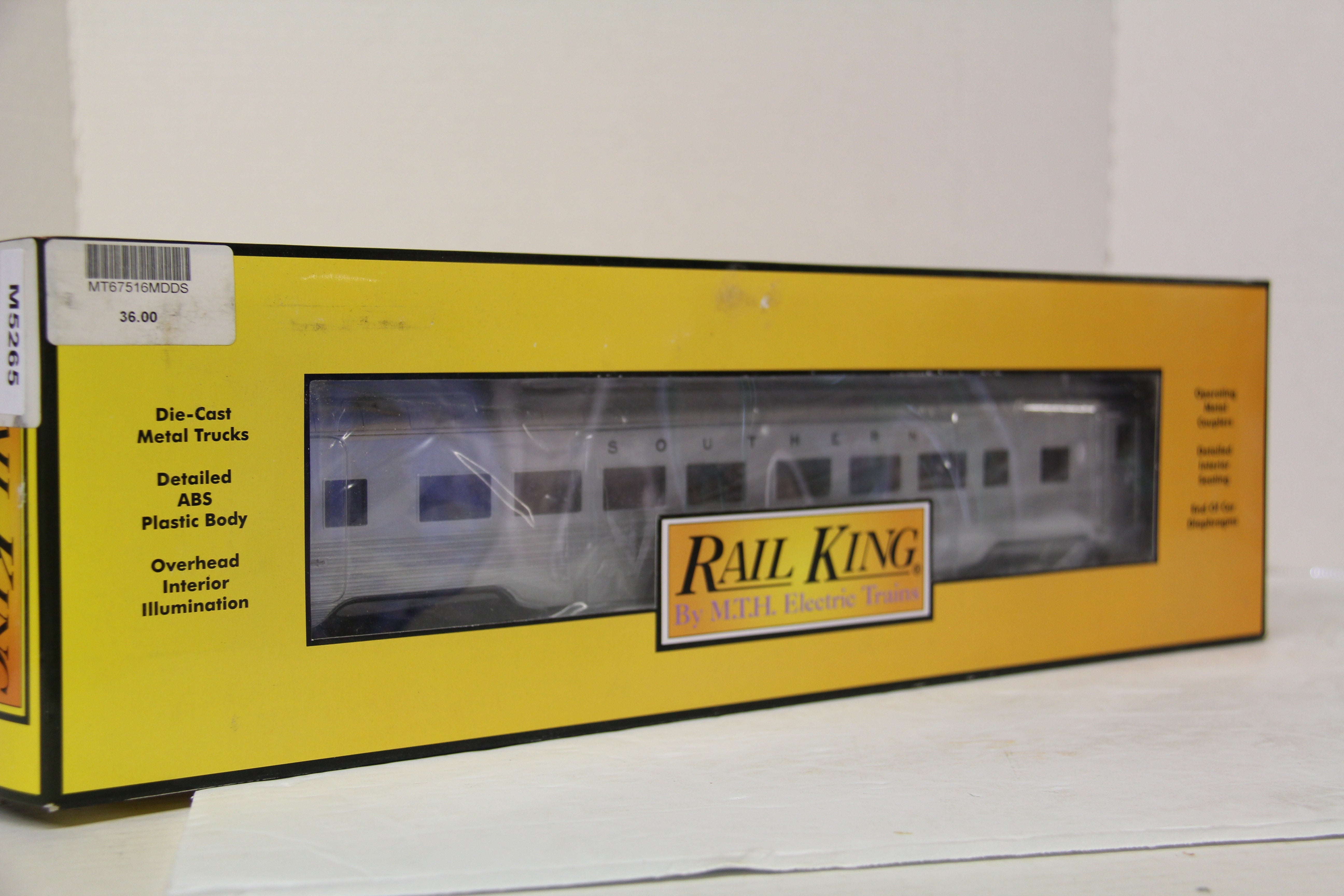 Rail King 30-67516 Southern 60' Streamlined Coach Car-Second hand-M5265