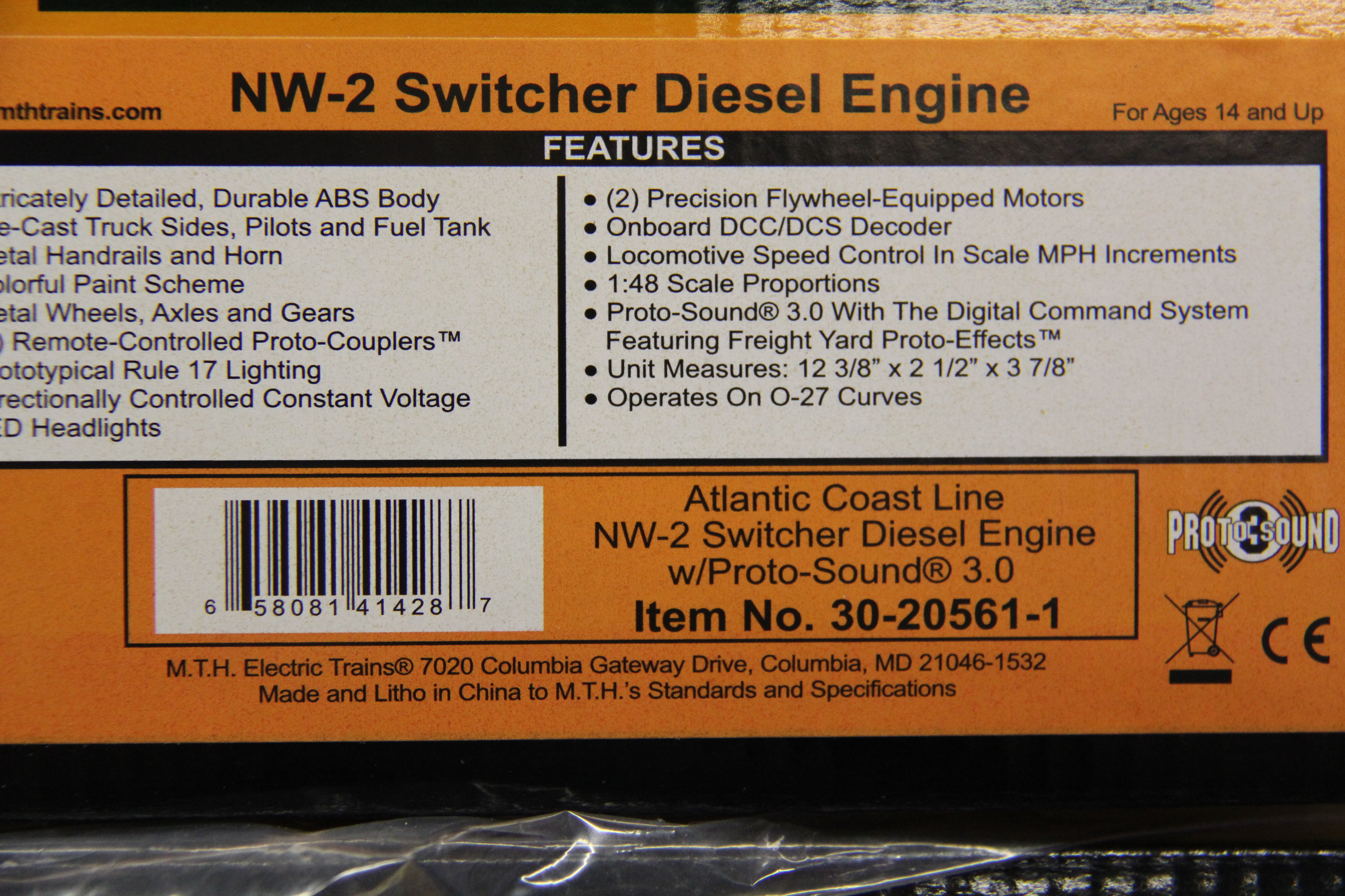 Rail King 30-20561-1  & 30-20561-3 Atlantic Coast Line NW-2 Switcher Powered & Non Powered Diesel Engine-Second hand-M5269