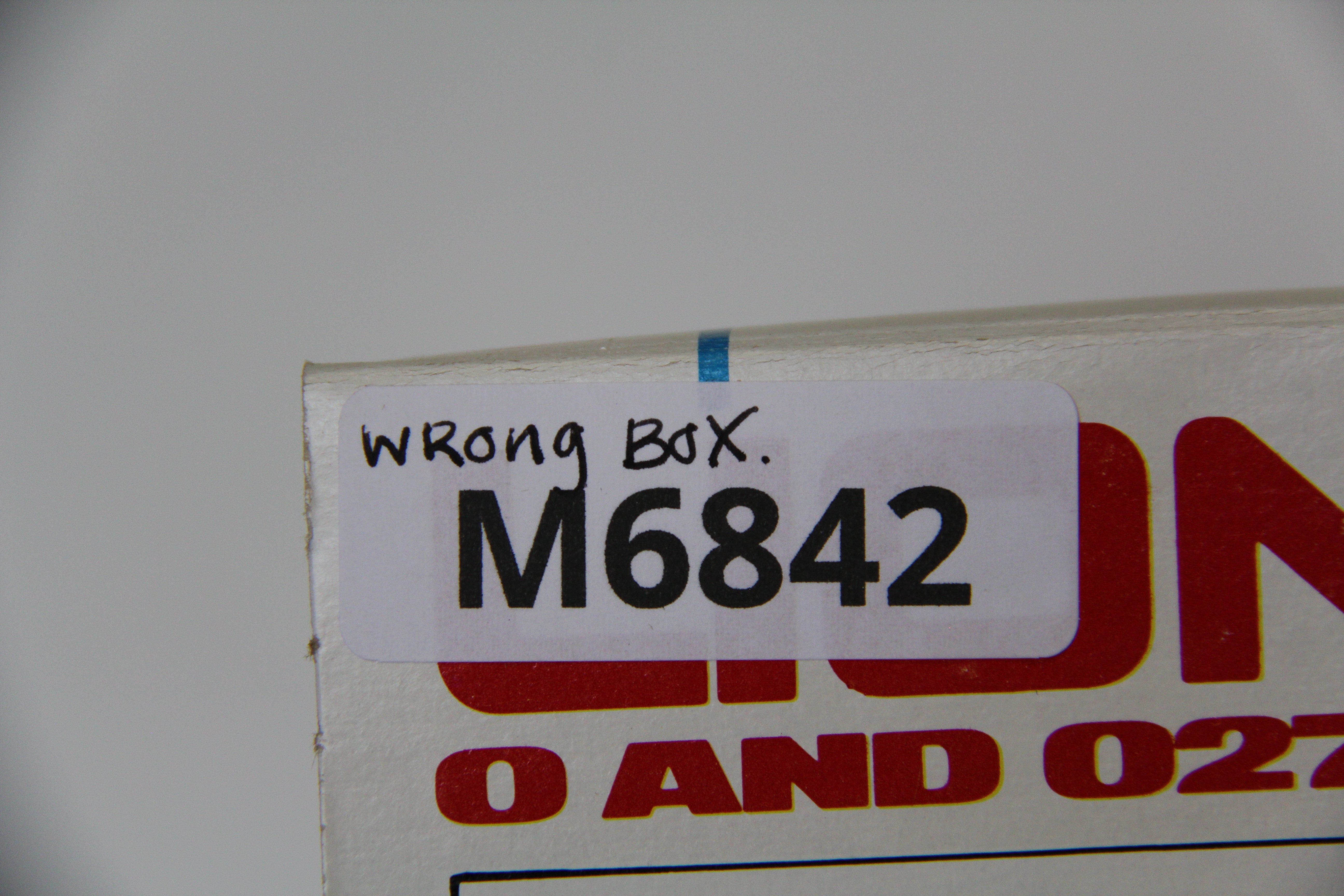 Lionel Michigan Central Boxcar #80948 WRONG BOX-Second hand-M6842