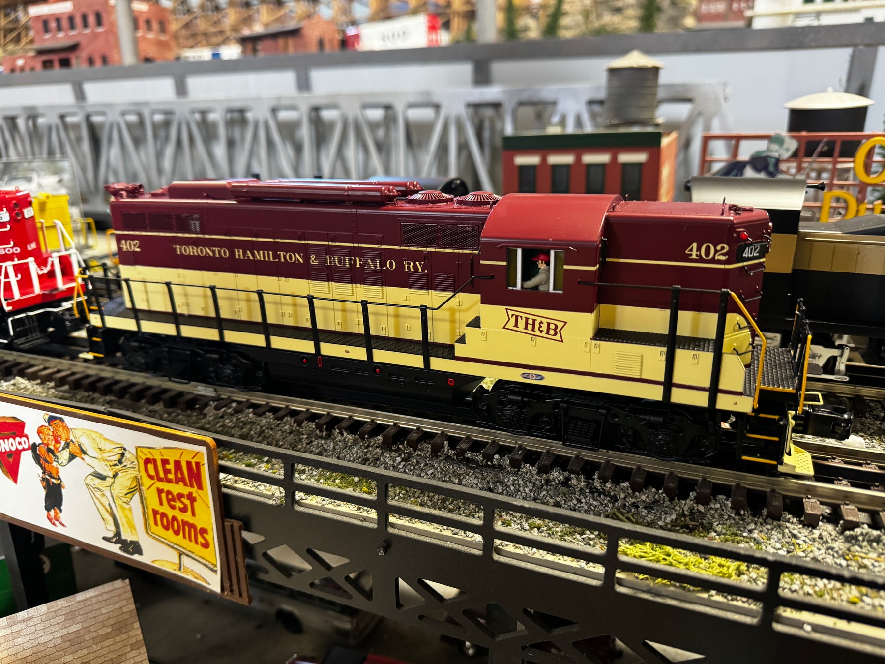 O Scale – tagged