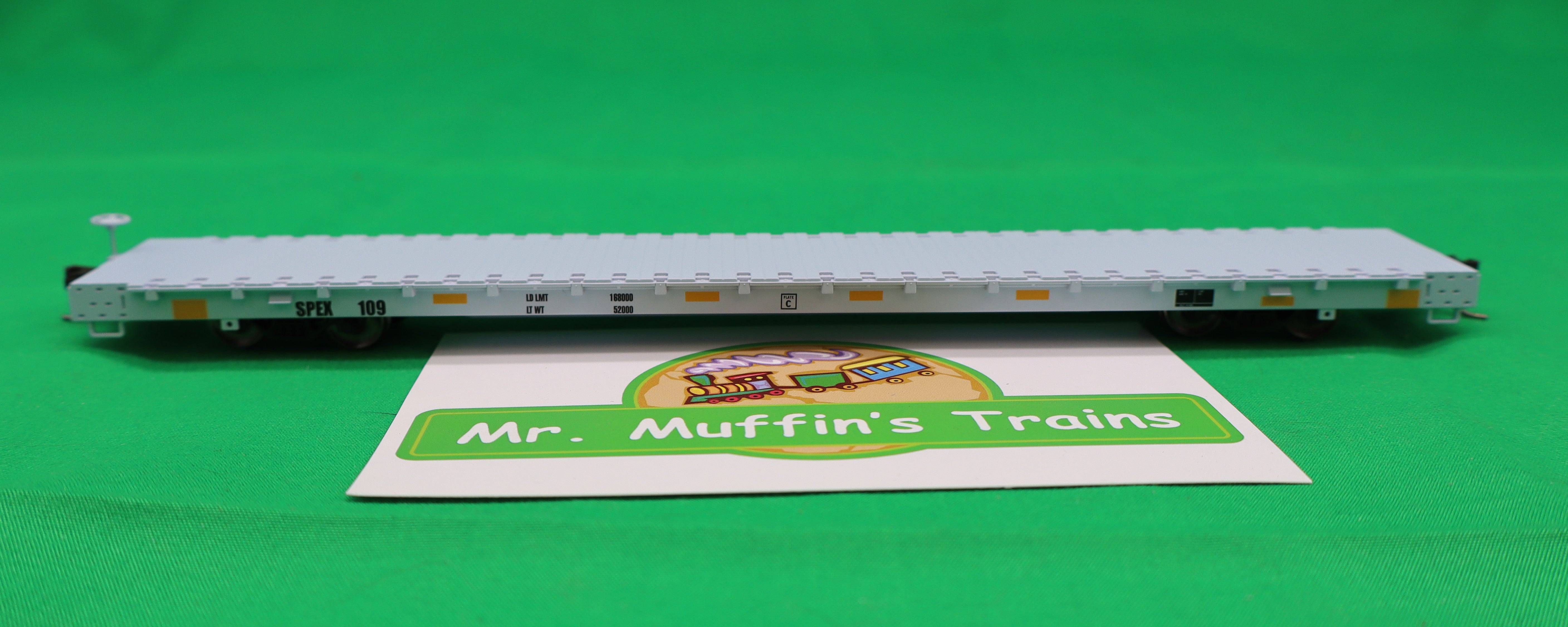 Atlas HO 20007971 - Trainman - 68' Flat Car "Southern Parts & Equipment" #109