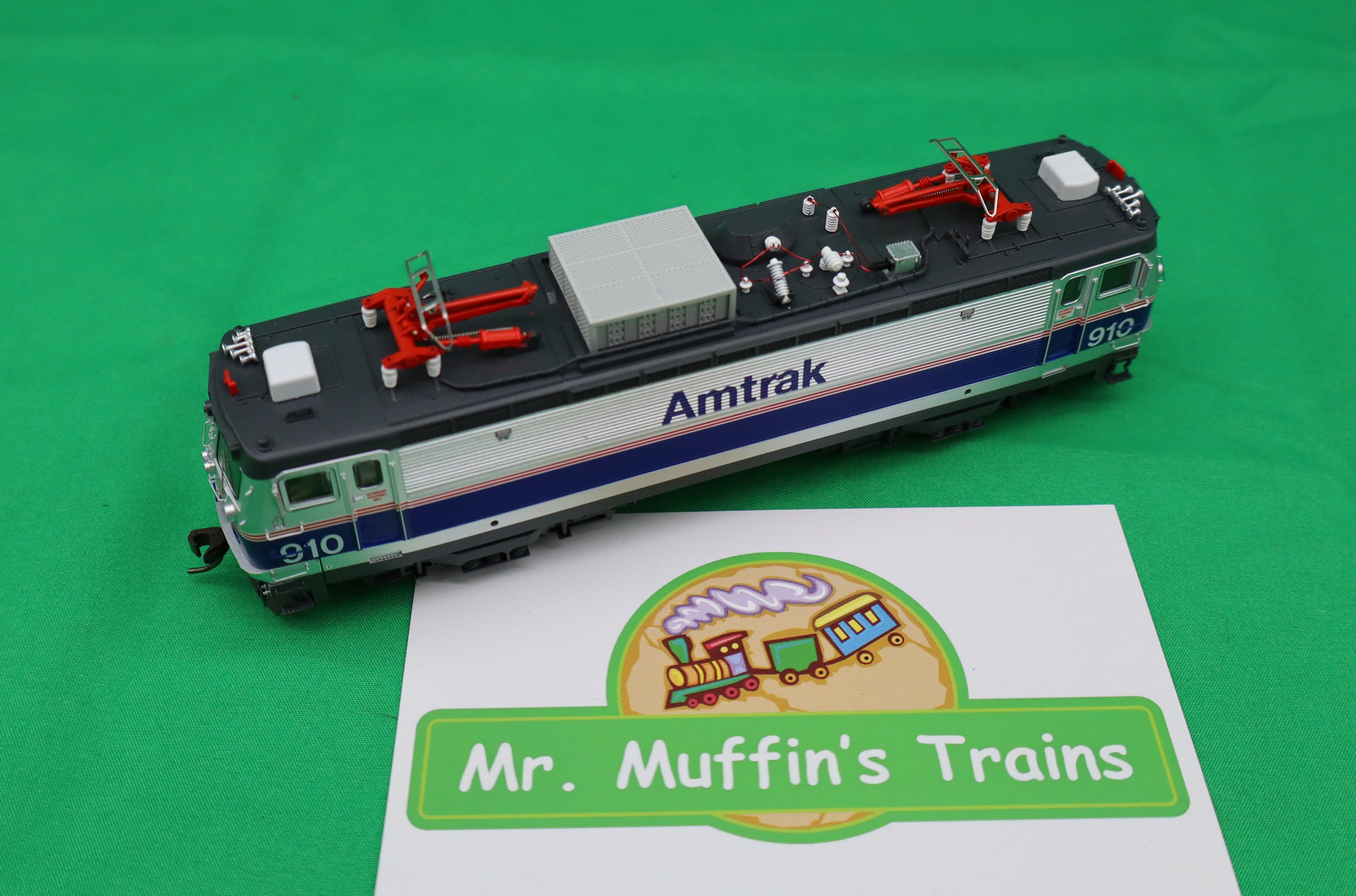 Atlas HO 10004645 - Master - Gold - AEM-7 Electric Locomotive "Amtrak" #910 (Phase IV)
