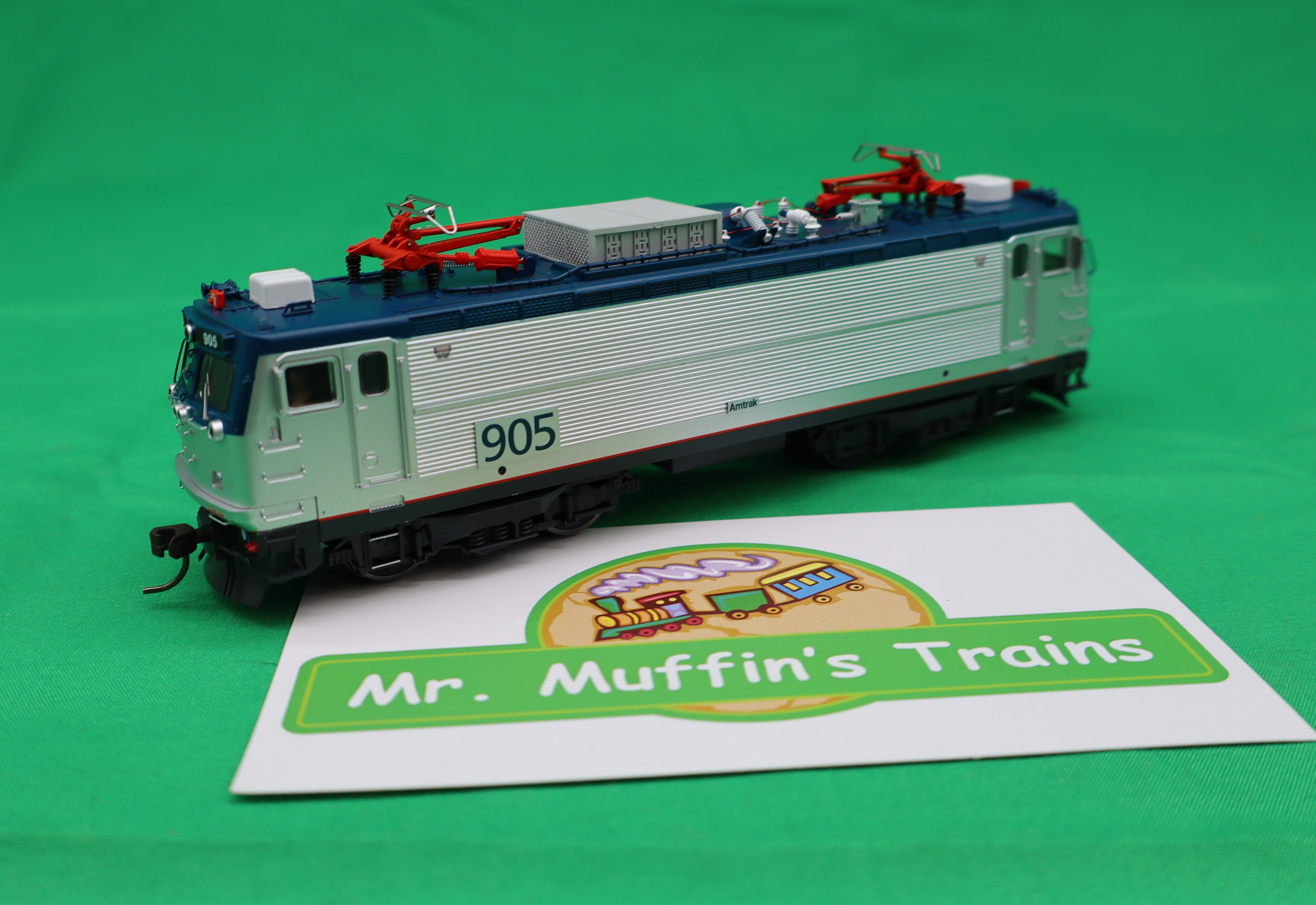 Atlas HO 10004648 - Master - Gold - AEM-7 Electric Locomotive "Amtrak" #905 (Phase V no Travelmark)