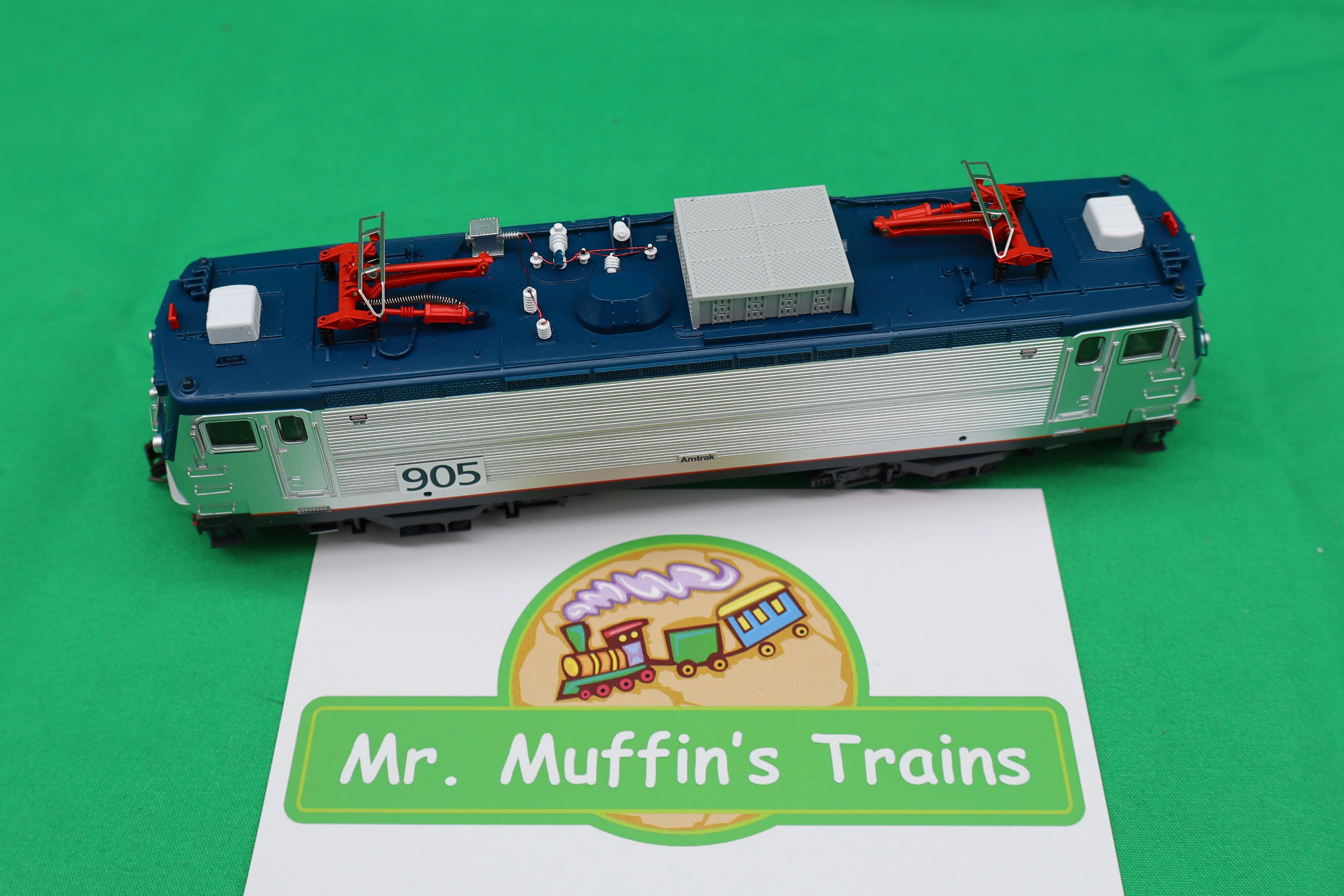 Atlas HO 10004648 - Master - Gold - AEM-7 Electric Locomotive "Amtrak" #905 (Phase V no Travelmark)