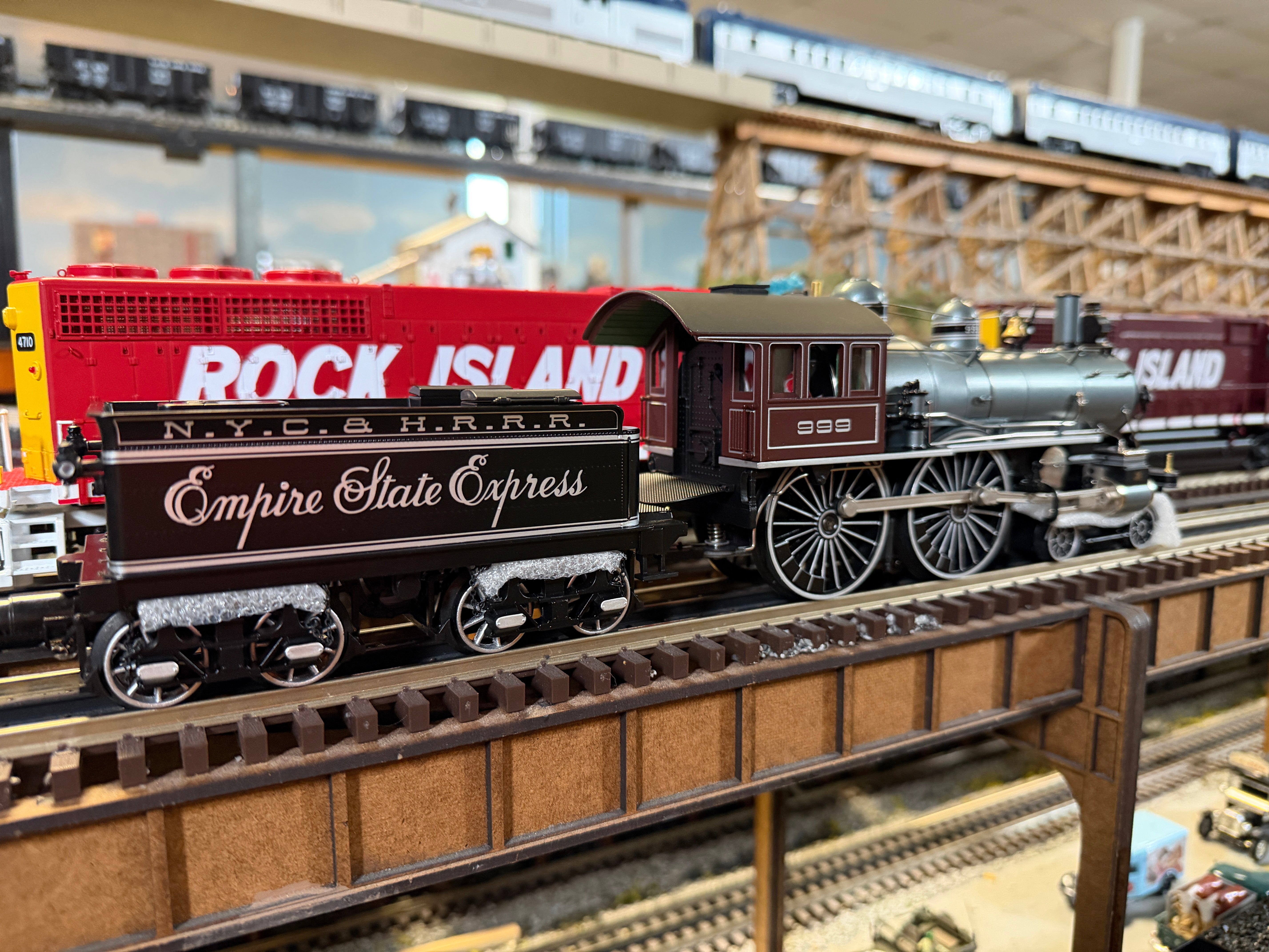 MTH 20-30100-1 - Premier - 4-4-0 American Steam Engine 