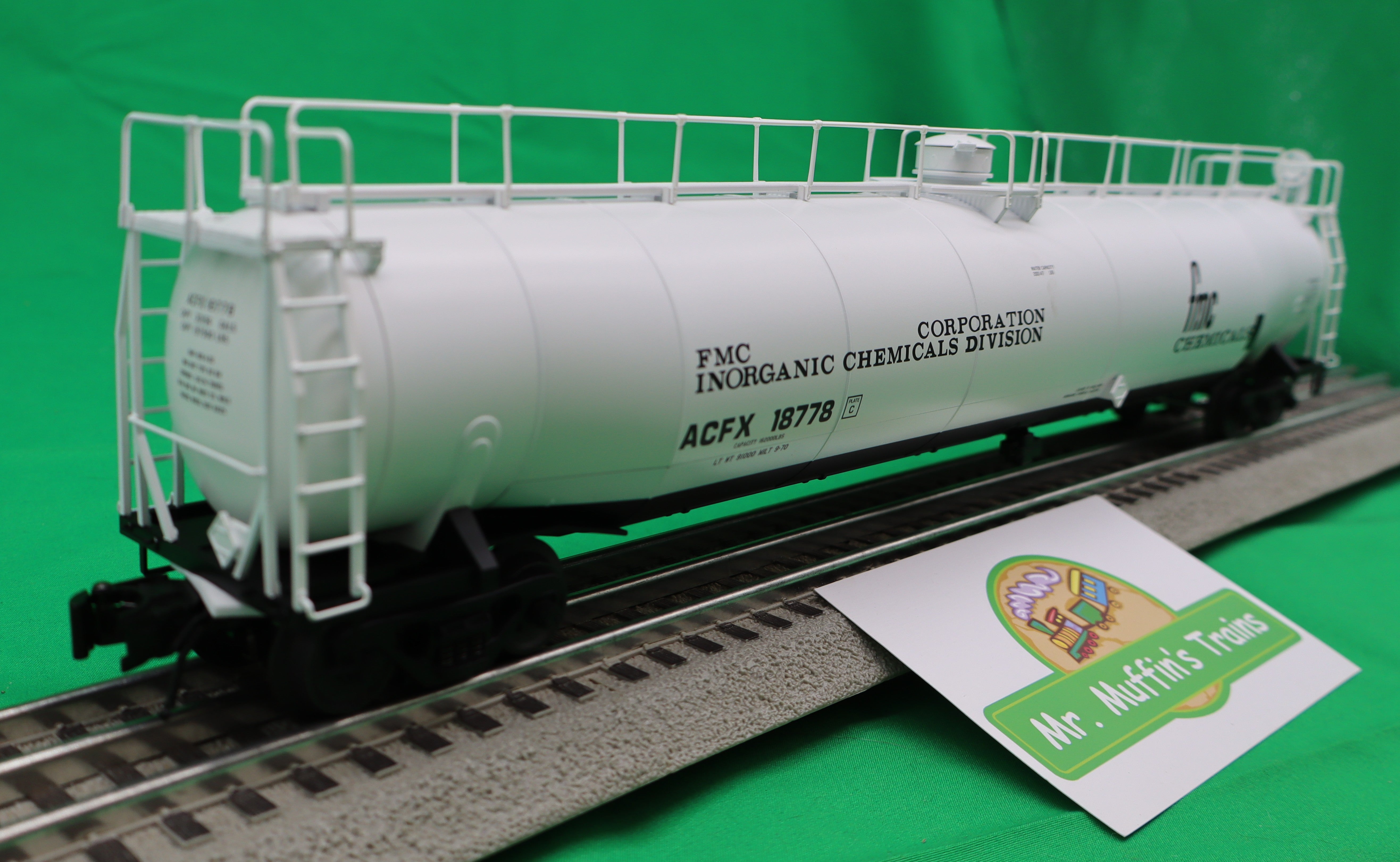 Atlas O 3001867 - Master - 33,000 Gallon Tank Car "FMC Chemicals" (ACFX)