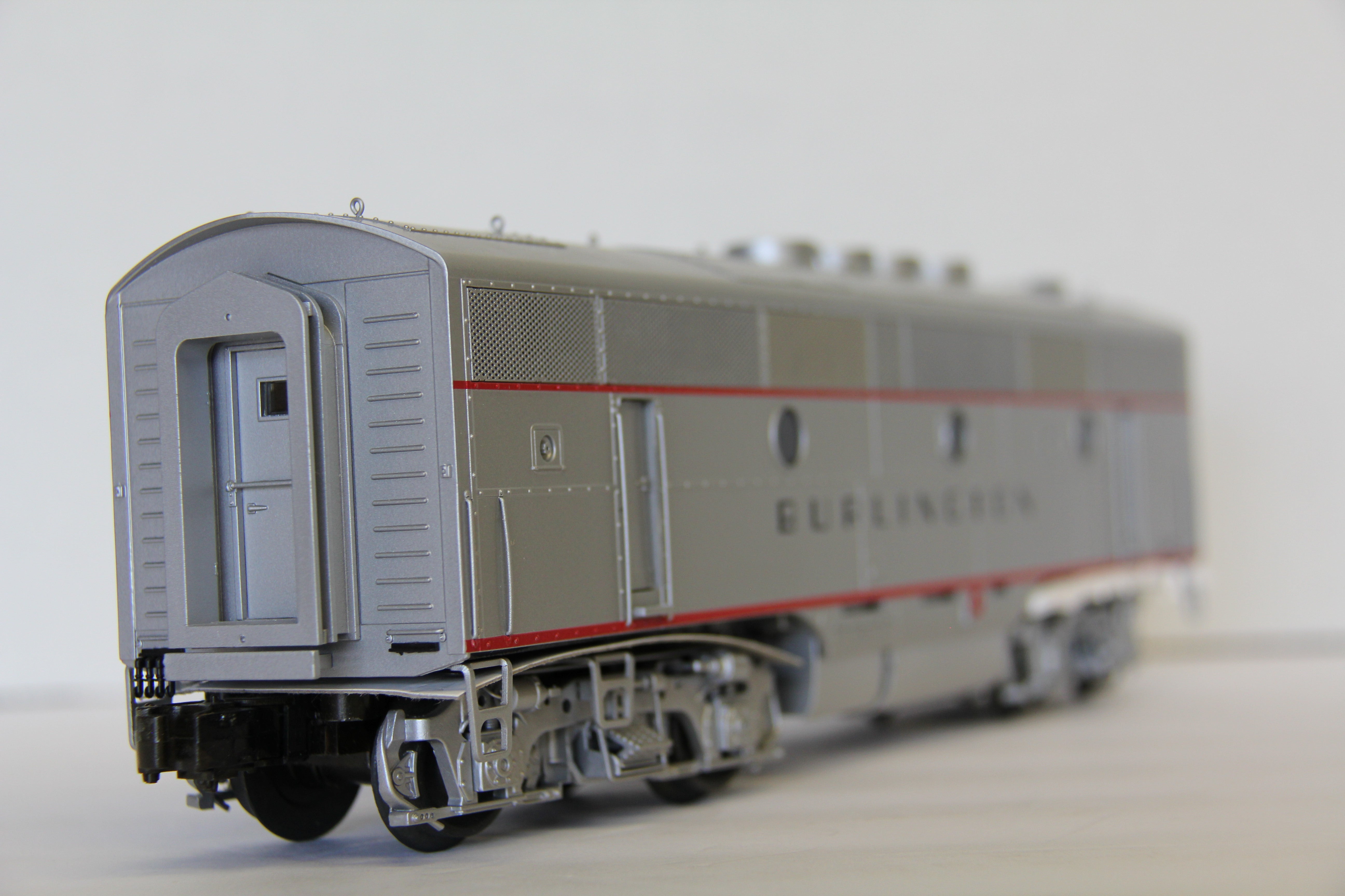 Lionel 6-38700 CB & Q F3 B Unit Locomotive Powered and 6-38701 Non-Powered-Second hand-M6858