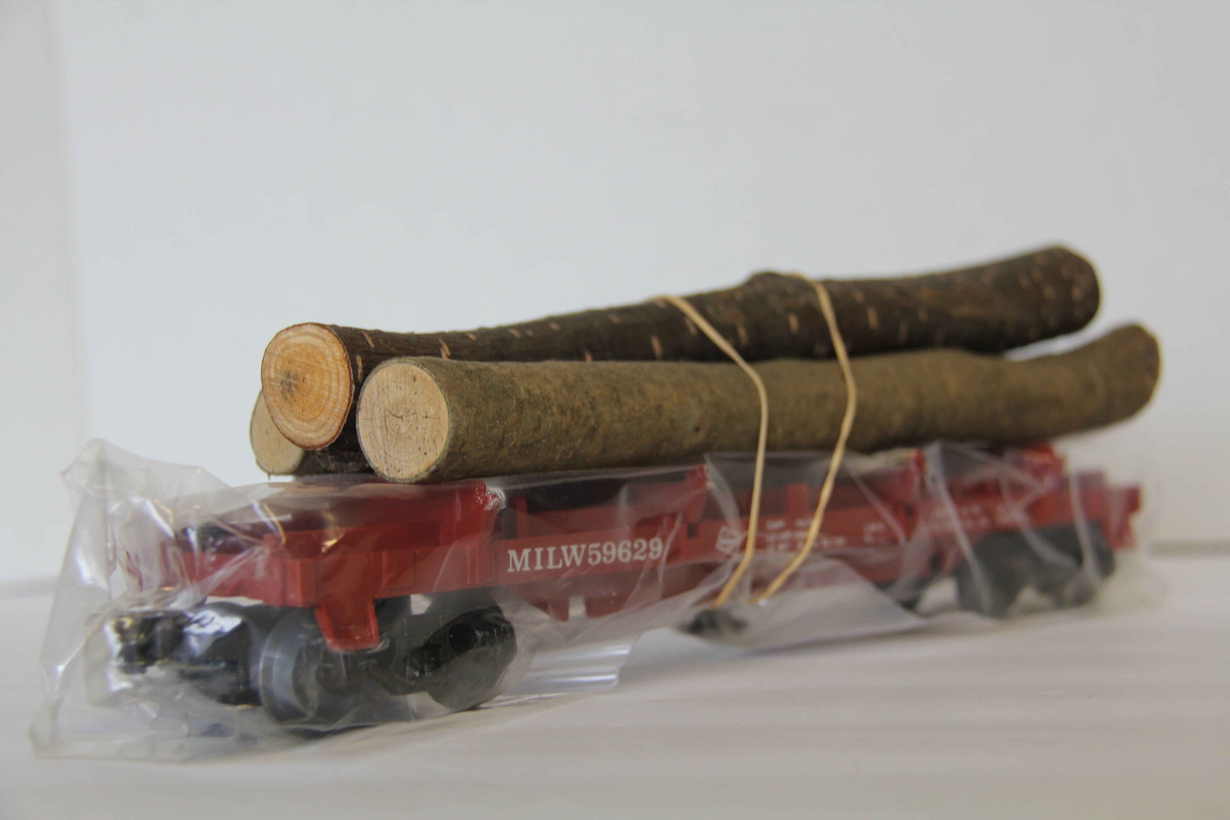 Lionel 6-59629 LOTS 1988 Convention Milwaukee Flatcar with logs-Second hand-M6860