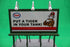 MTH 30-90744 - RailKing - Lighted Billboard "Esso"