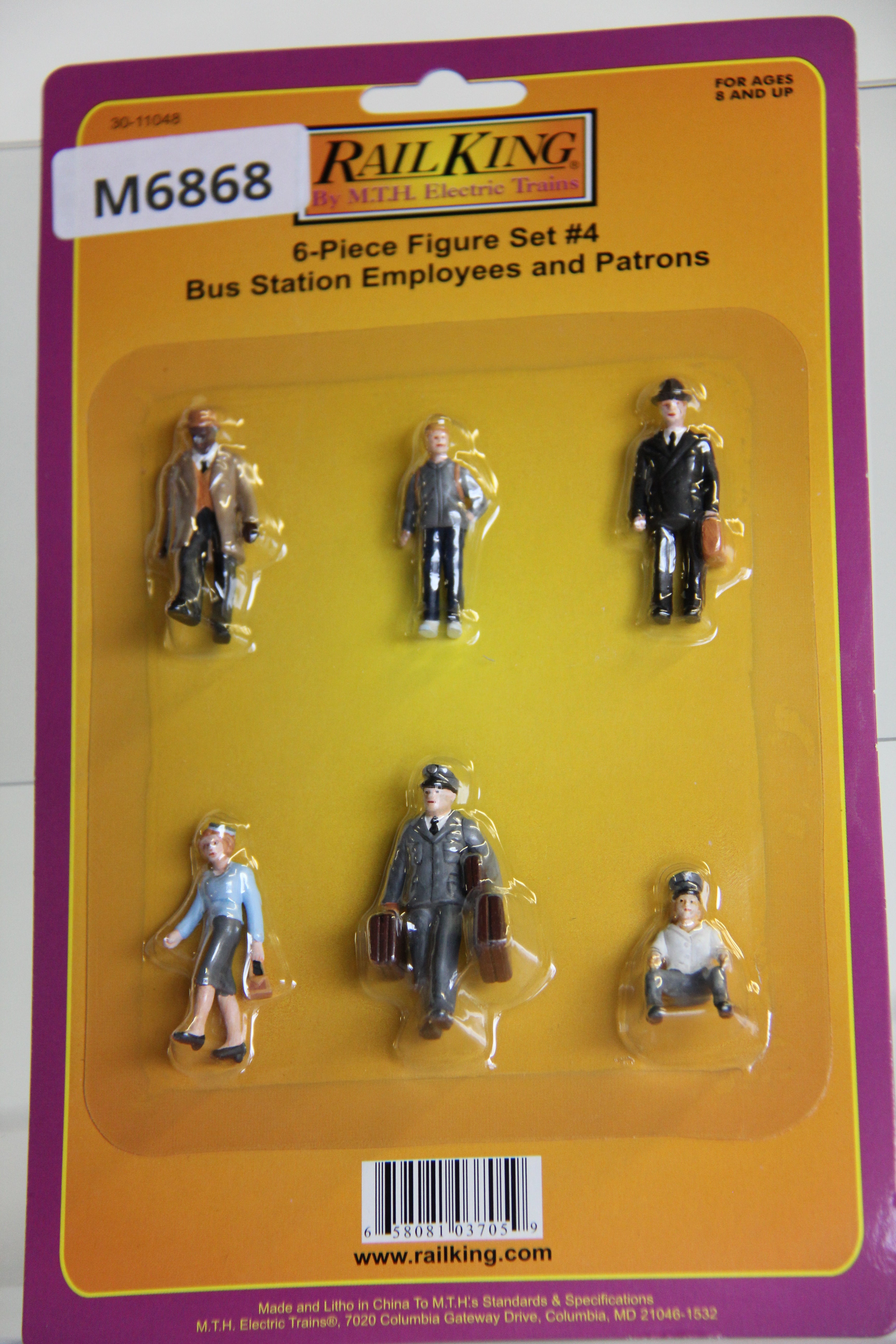 Rail King 30-11048 Bus Station Employees and Patrons-Second hand-M6868