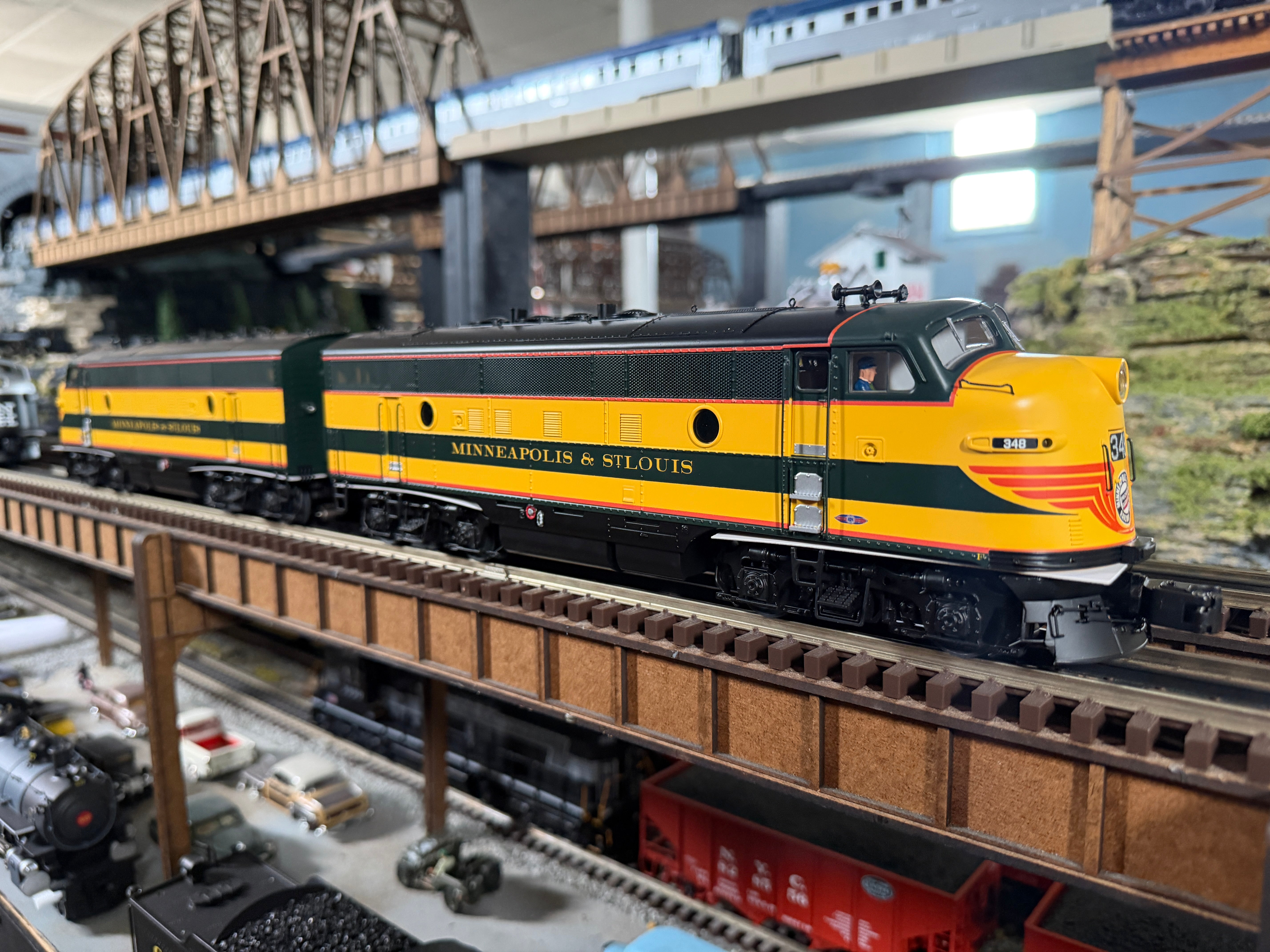 Lionel 2633210 - Legacy - F3 AA Diesel Set "Minneapolis & St. Louis" #348A/348C