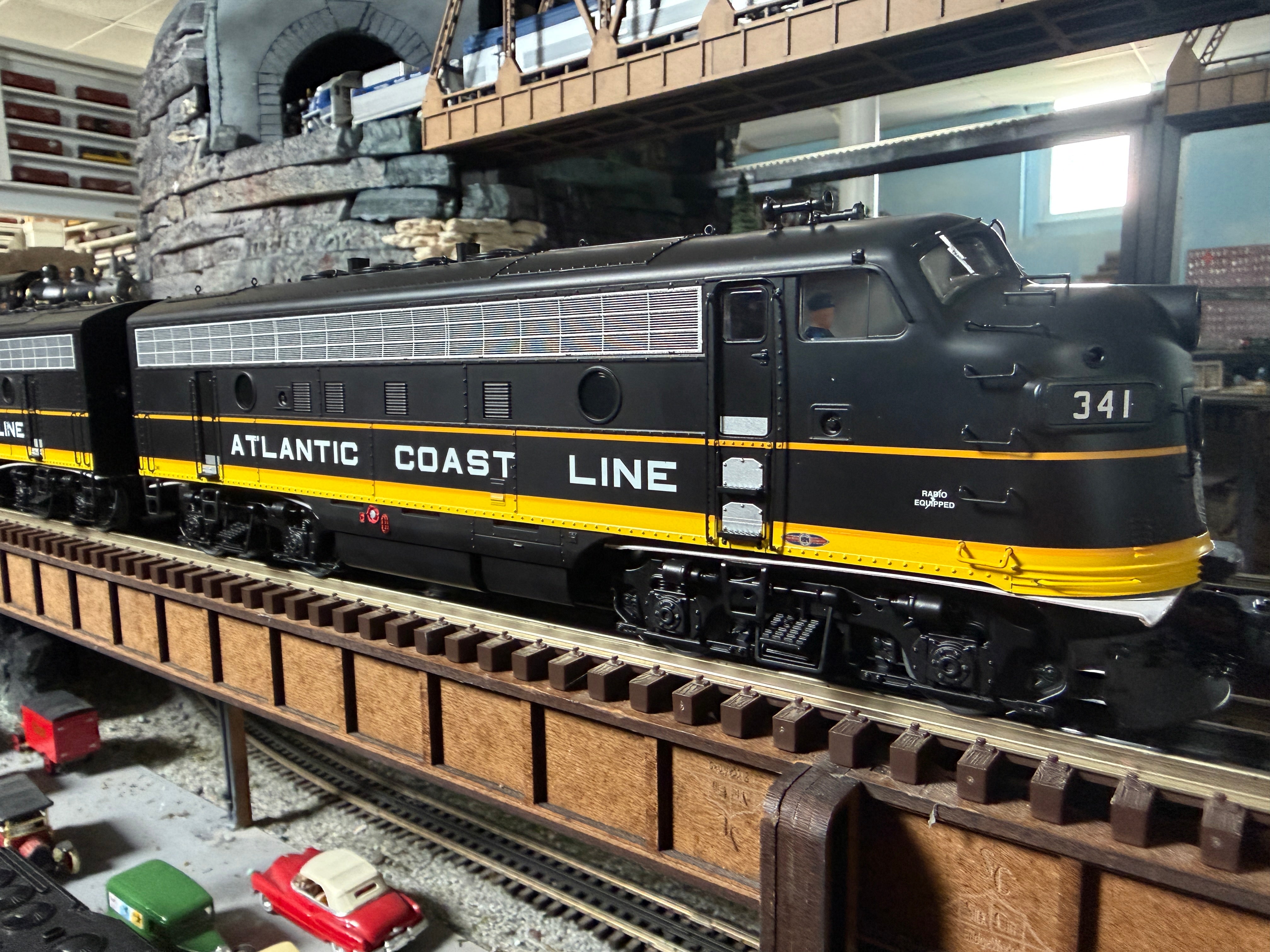 Lionel 2633230 - Legacy - F3 AA Diesel Set "Atlantic Coast Line" #341/343