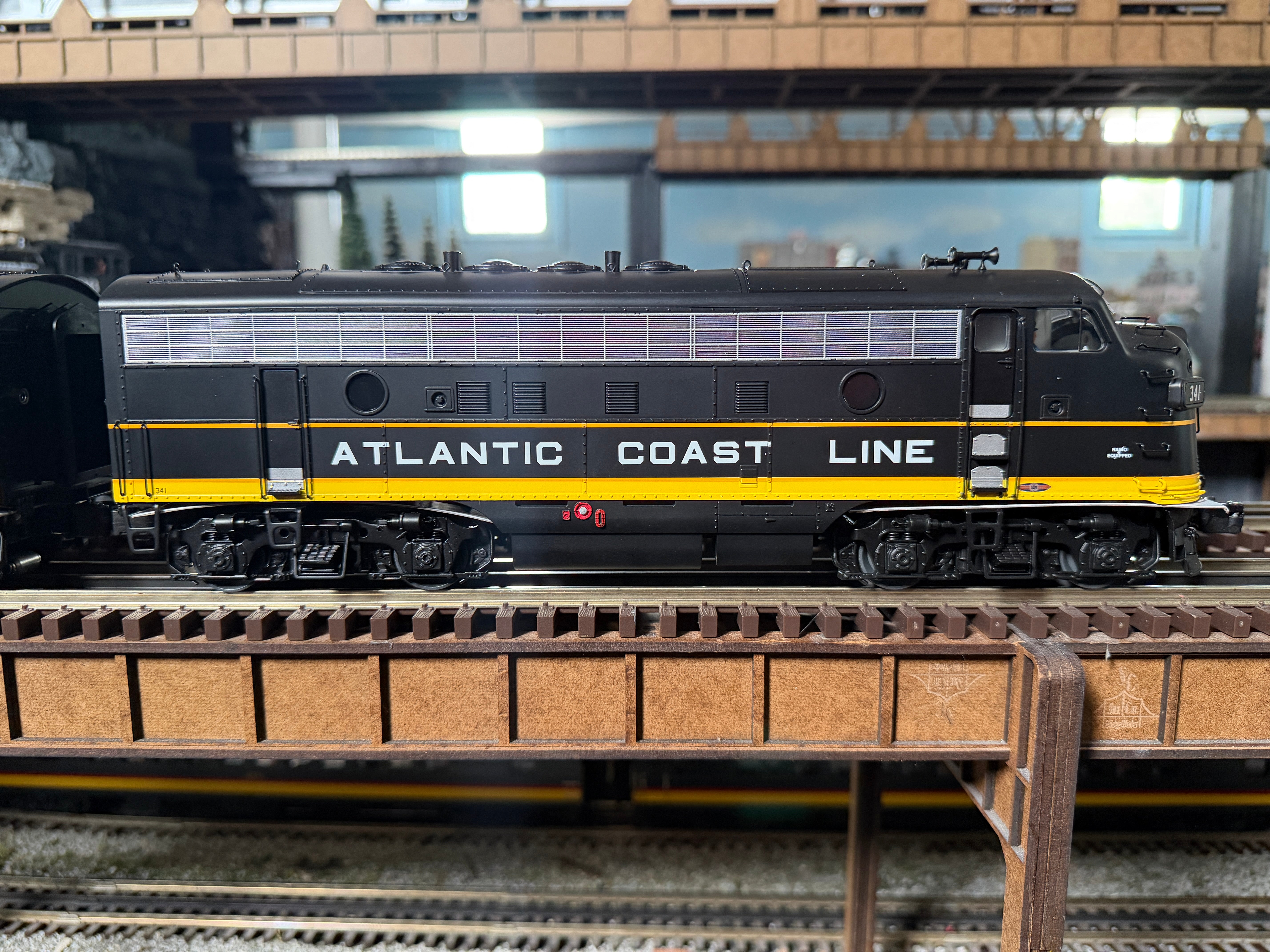 Lionel 2633230 - Legacy - F3 AA Diesel Set "Atlantic Coast Line" #341/343
