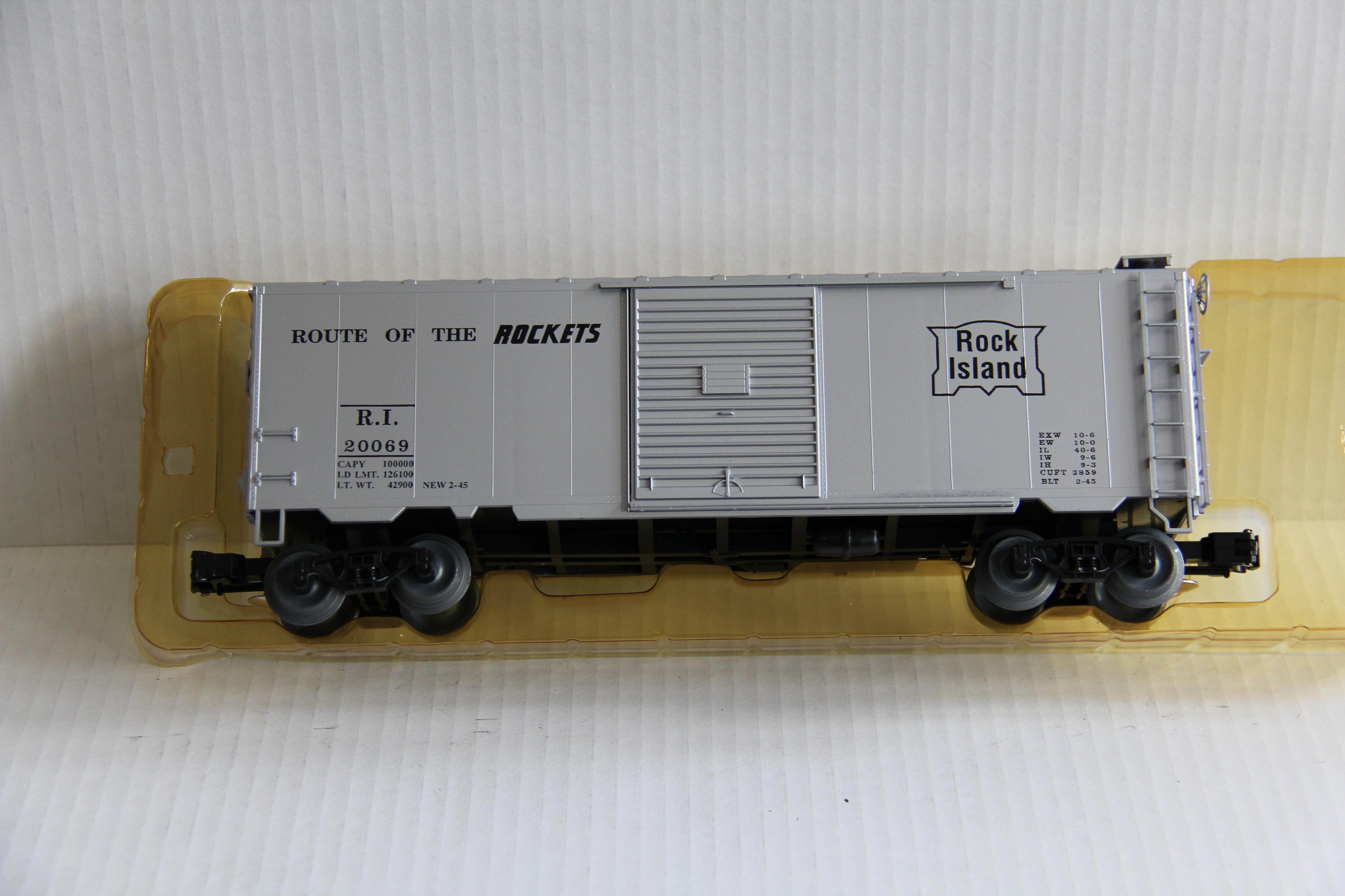 Weaver #20069 Rock Island Express Boxcar-Second hand-M2272