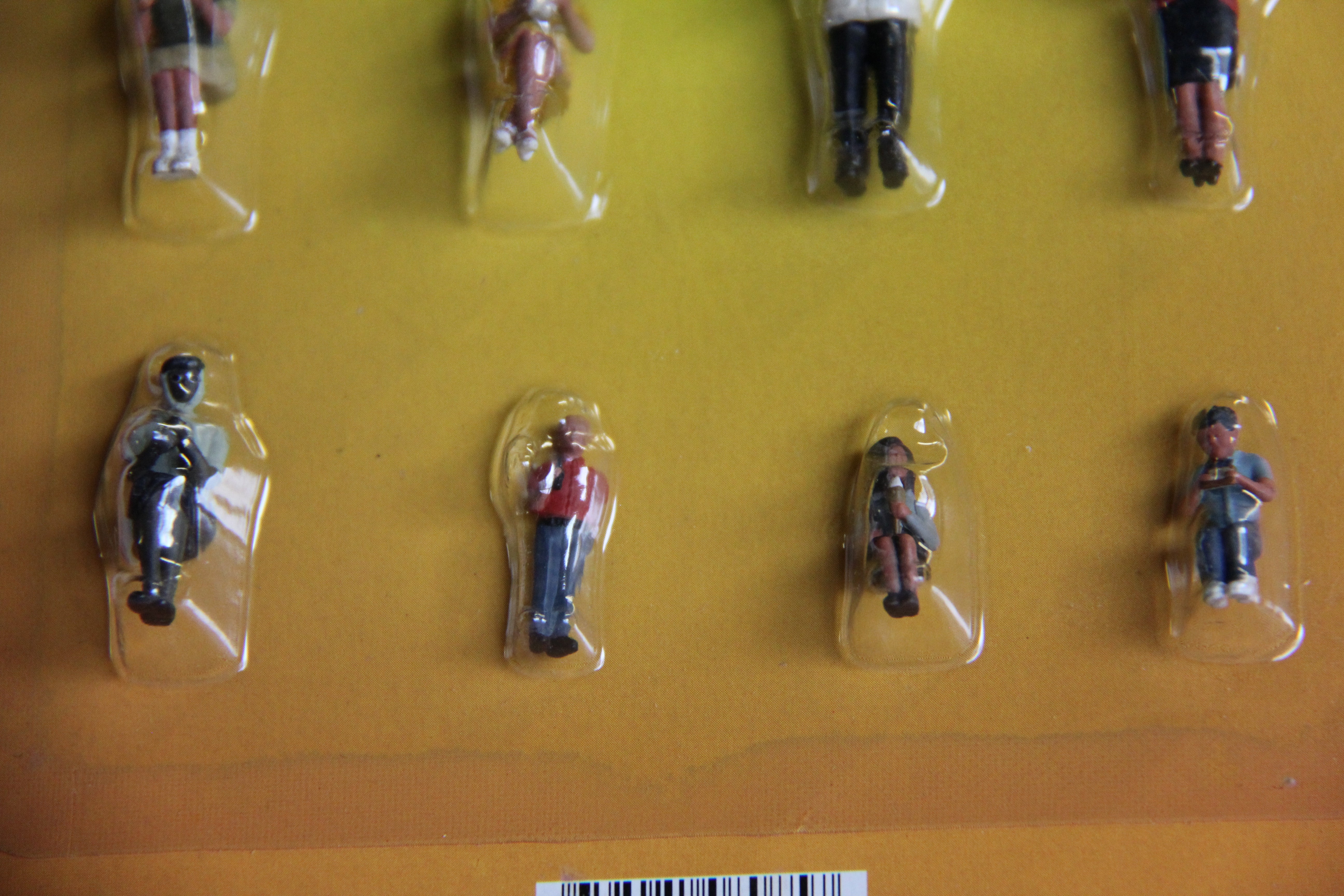 Rail King 30-11068 Passenger Figure Set #4-Second hand-M6878