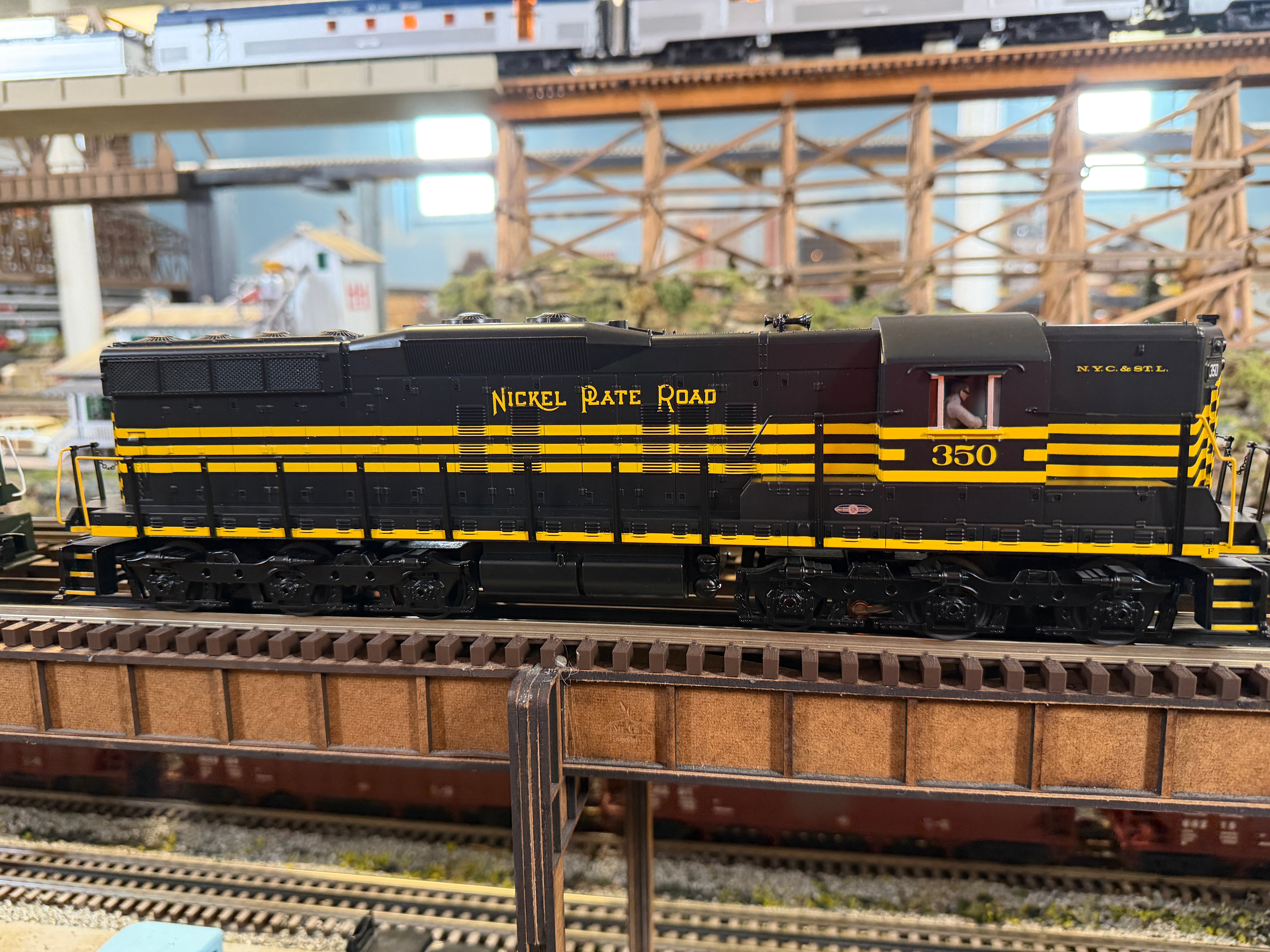 MTH 30-21371-1 - RailKing - SD9 Diesel Engine "Nickel Plate Road" w/ PS3 #350 - Custom run for MrMuffin'sTrains
