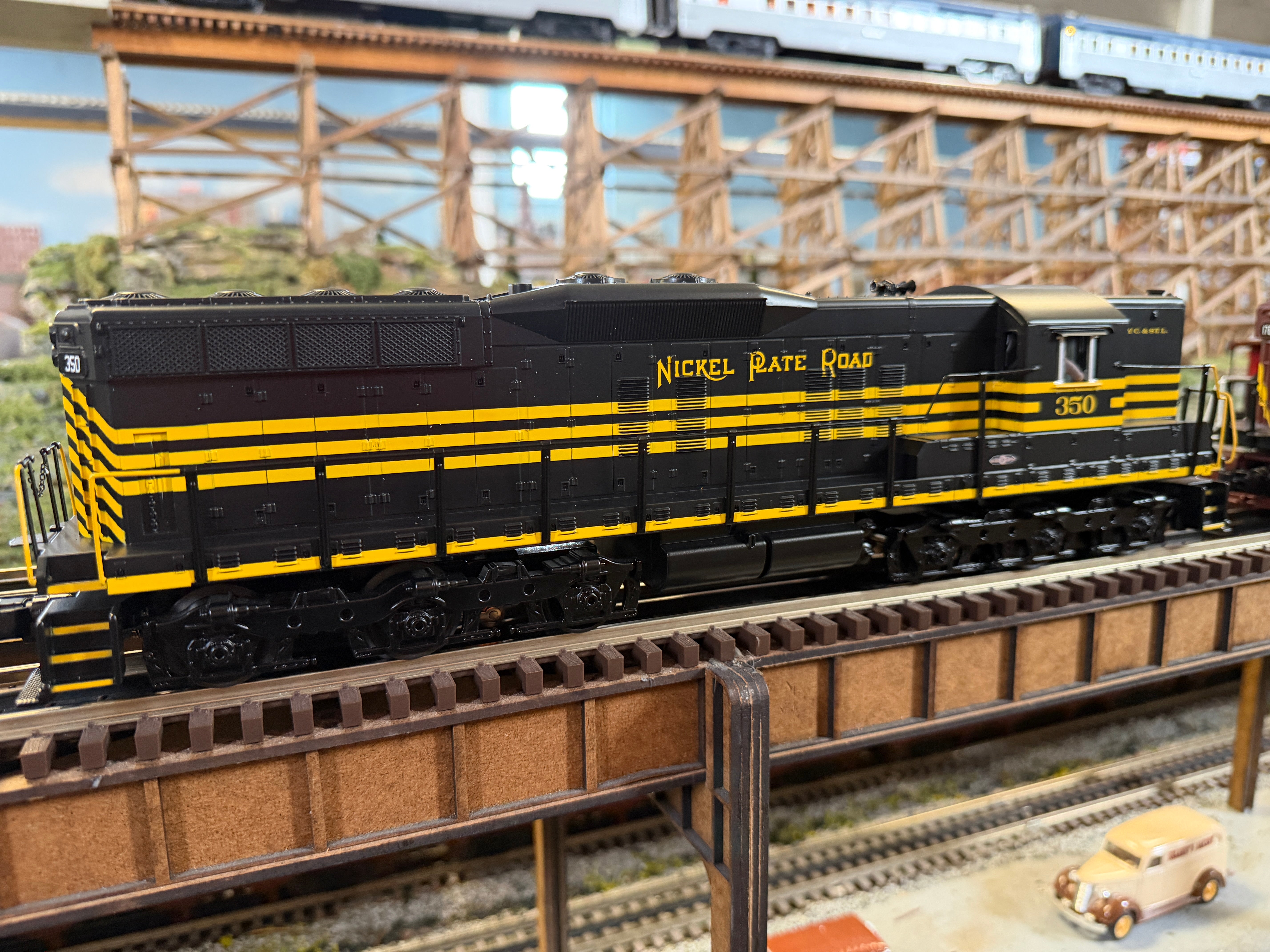 MTH 30-21371-1 - RailKing - SD9 Diesel Engine "Nickel Plate Road" w/ PS3 #350 - Custom run for MrMuffin'sTrains