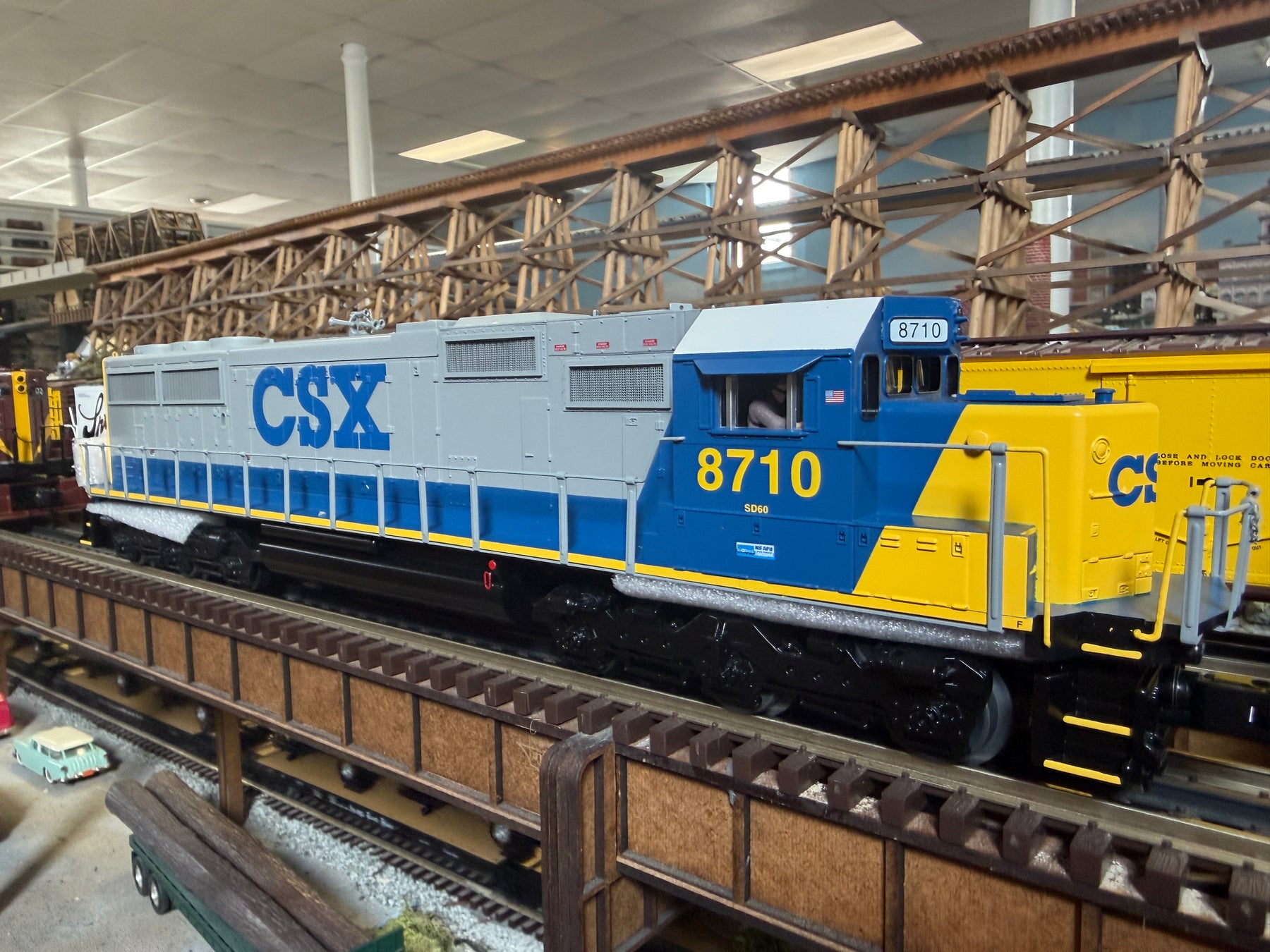 MTH 30-21336-1 - RailKing - SD60 Diesel Engine 