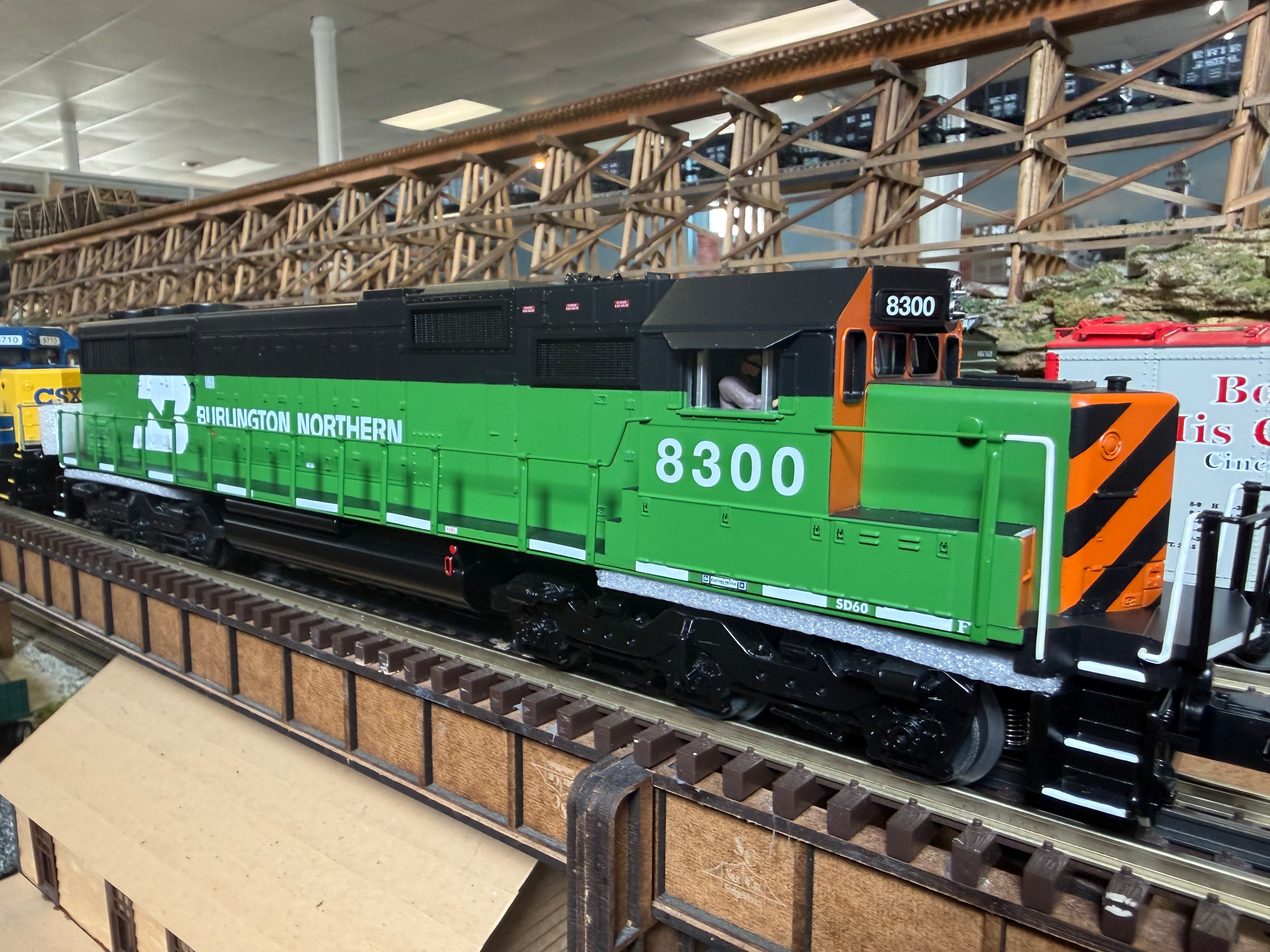 MTH 30-21341-1 - RailKing - SD60 Diesel Engine "Burlington Northern" #8302 w/ PS3