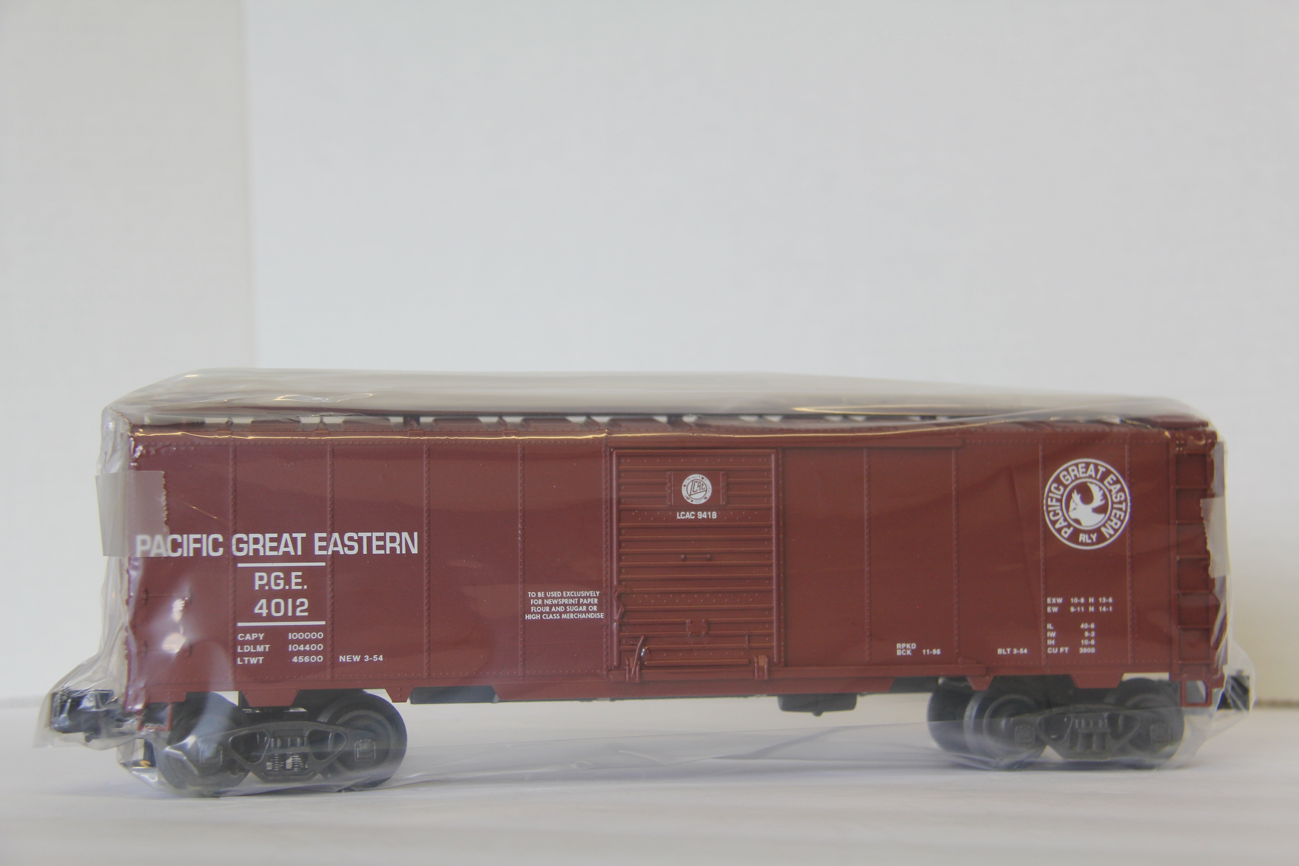 Crown Model Products PGE-9418 1994 Pacific Great Eastern Commemorative Car No. 12-Second hand-M6886