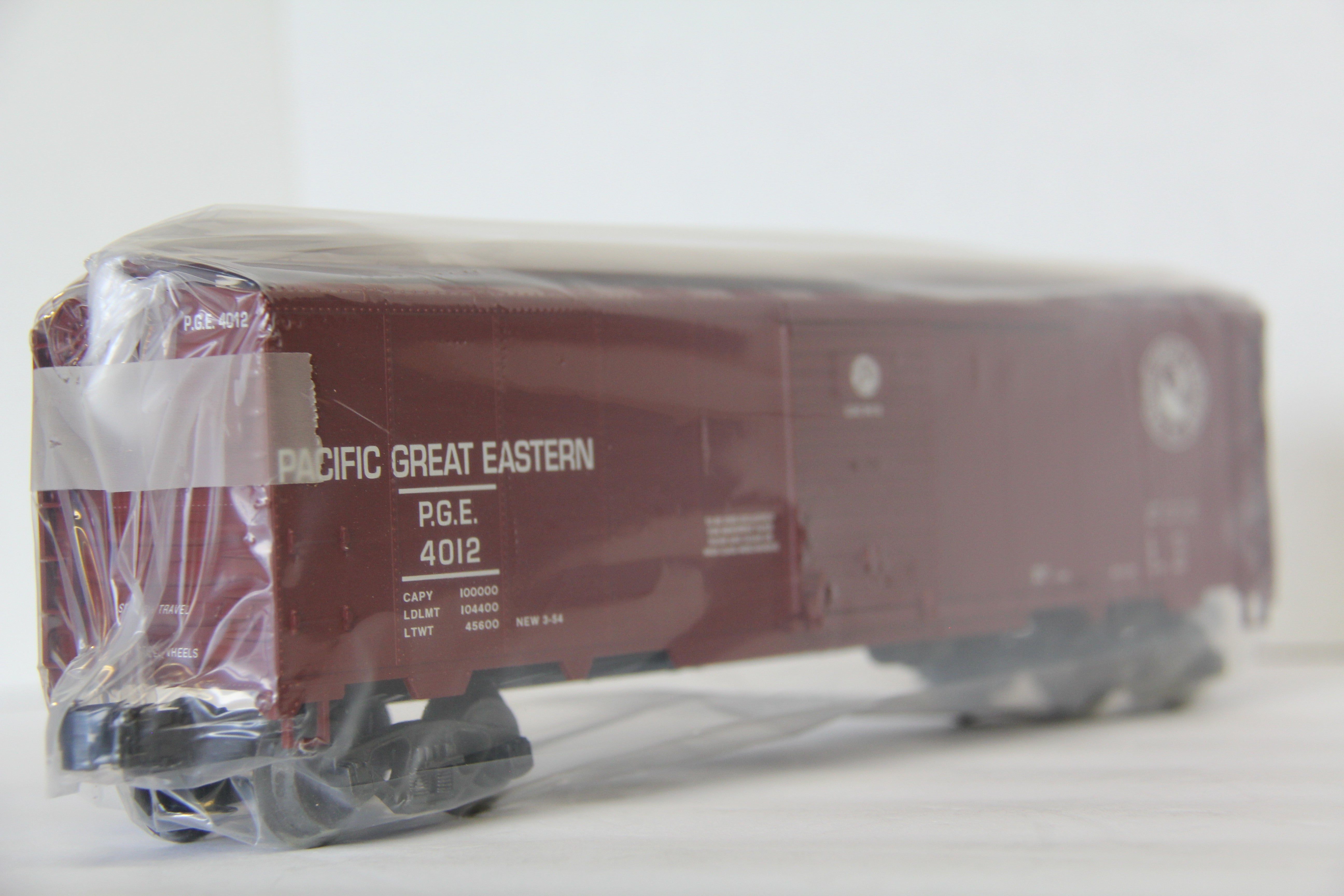 Crown Model Products PGE-9418 1994 Pacific Great Eastern Commemorative Car No. 12-Second hand-M6886