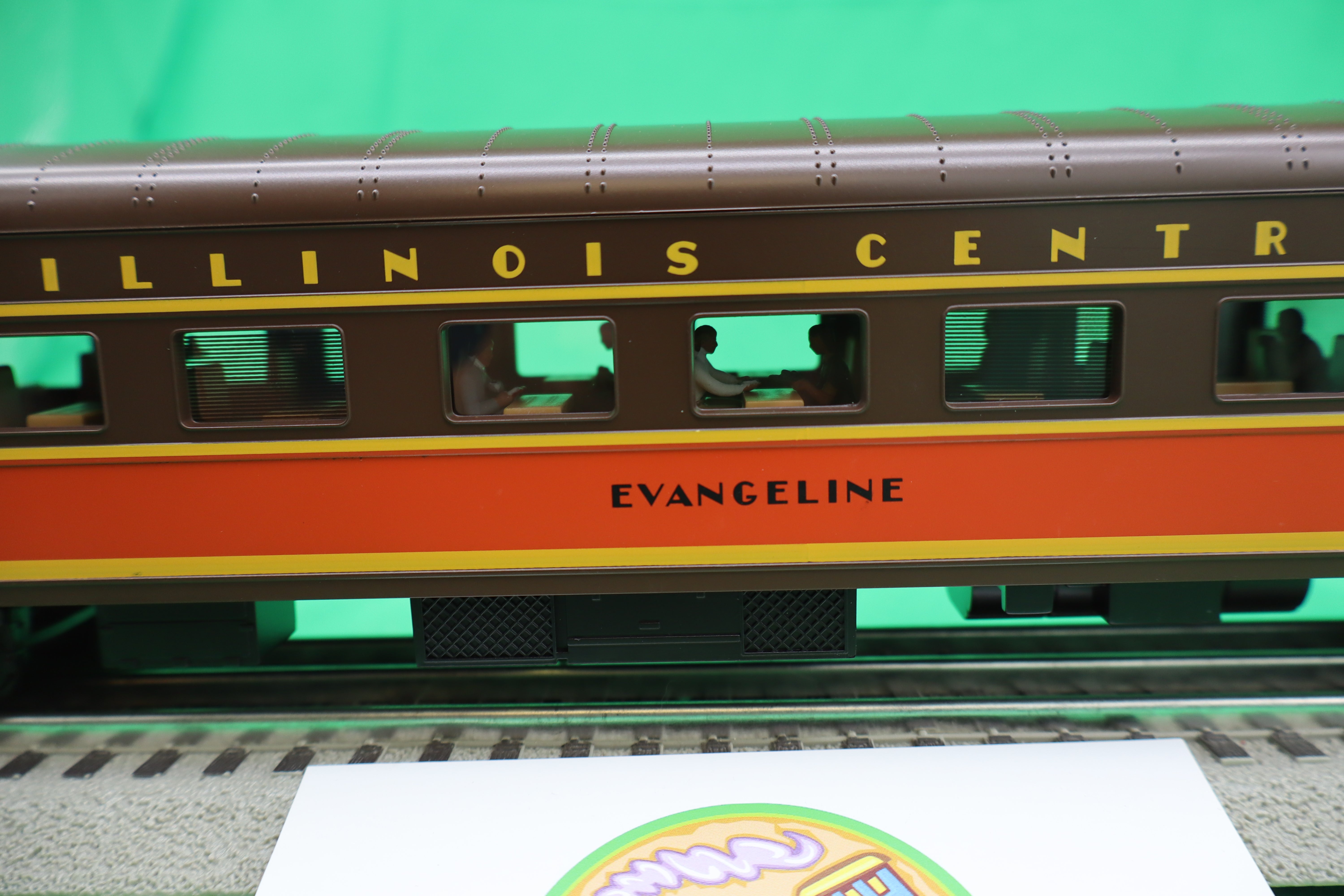Atlas O 3001954 - Premier - 70' Streamlined Diner Passenger Car "Illinois Central" #Evangeline (IC 4101)