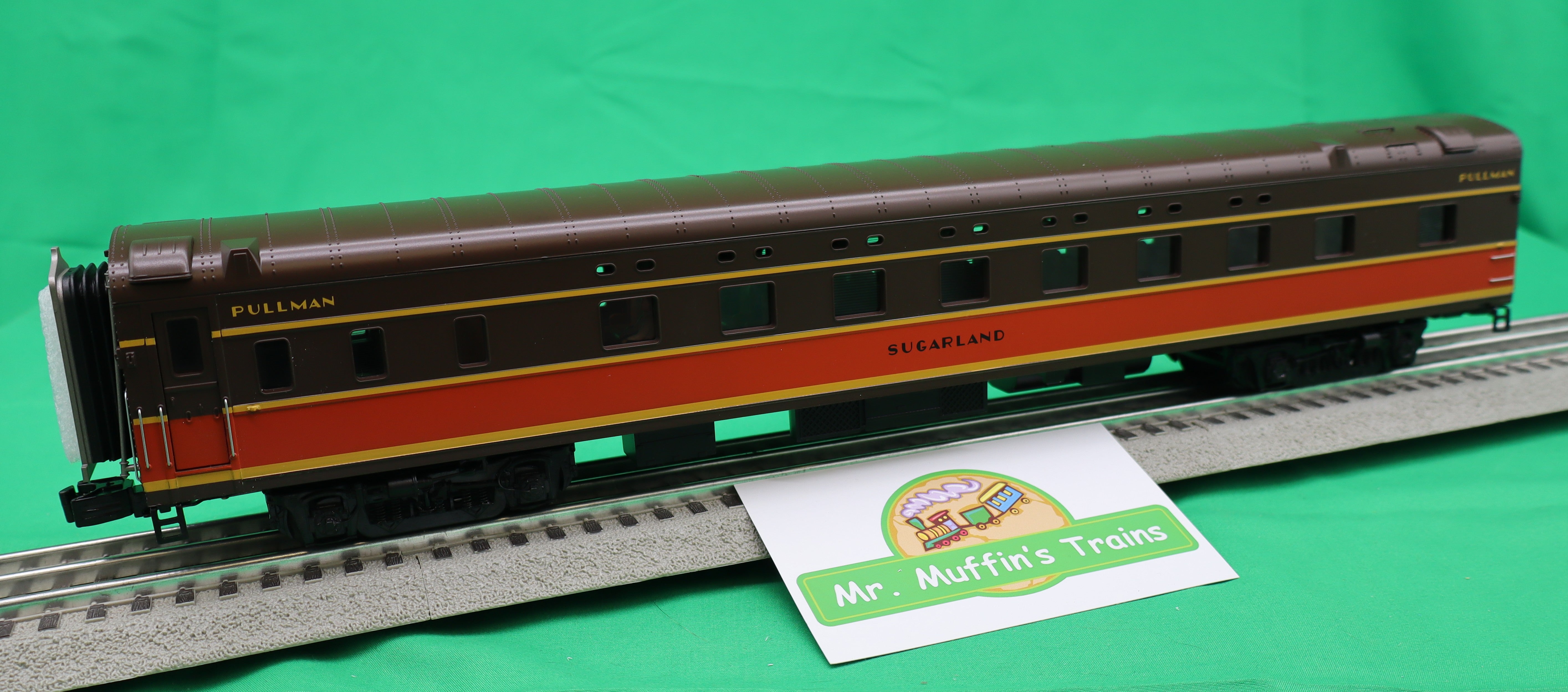 Atlas O 3001953 - Premier - 70' Streamlined Passenger Car Set "Illinois Central" (2-Car)