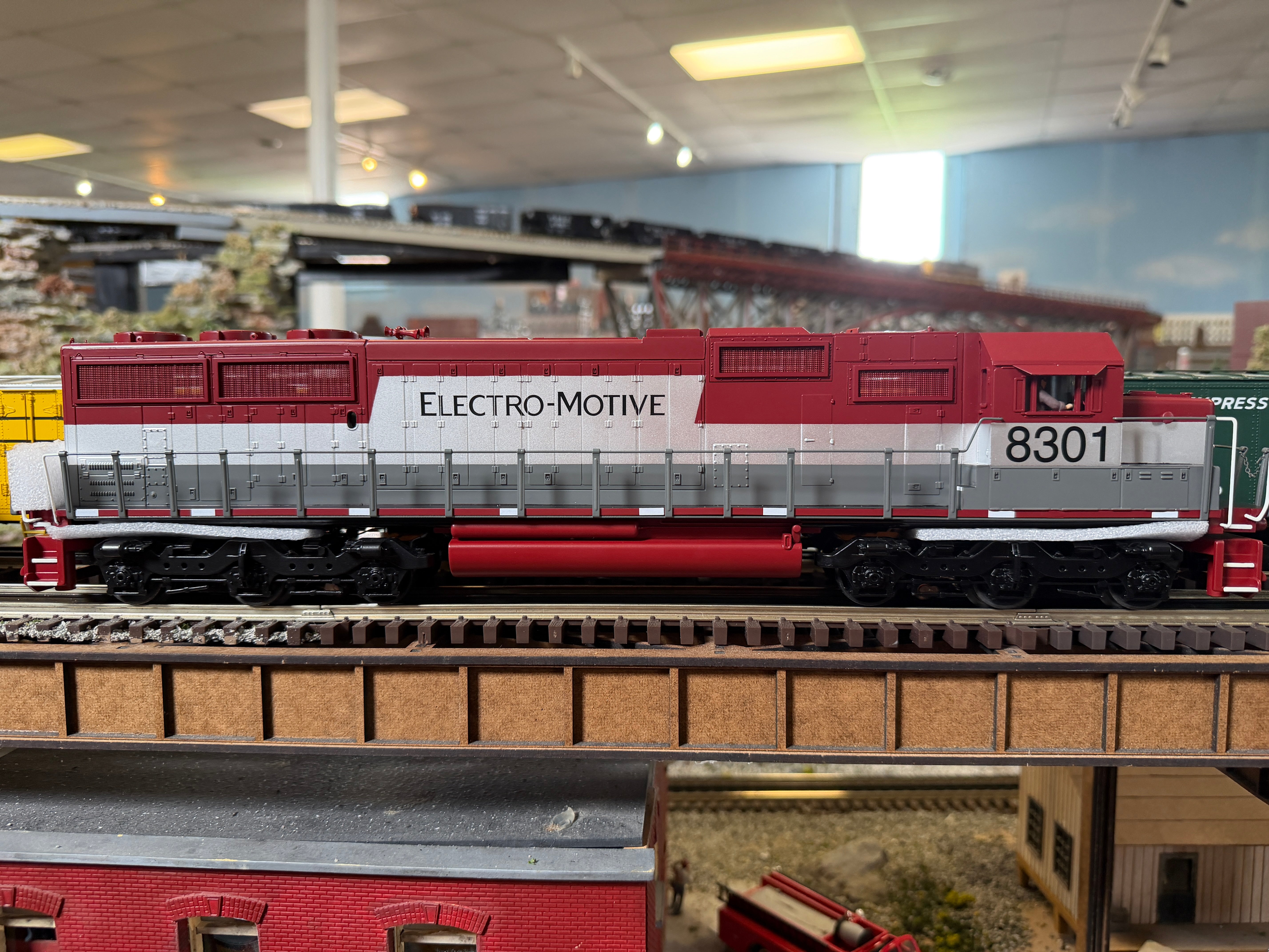 MTH 30-21357-1 - RailKing - SD60 Diesel Engine "Electro Motive Division" #8301 w/ PS3 - Custom Run for MrMuffin'sTrains