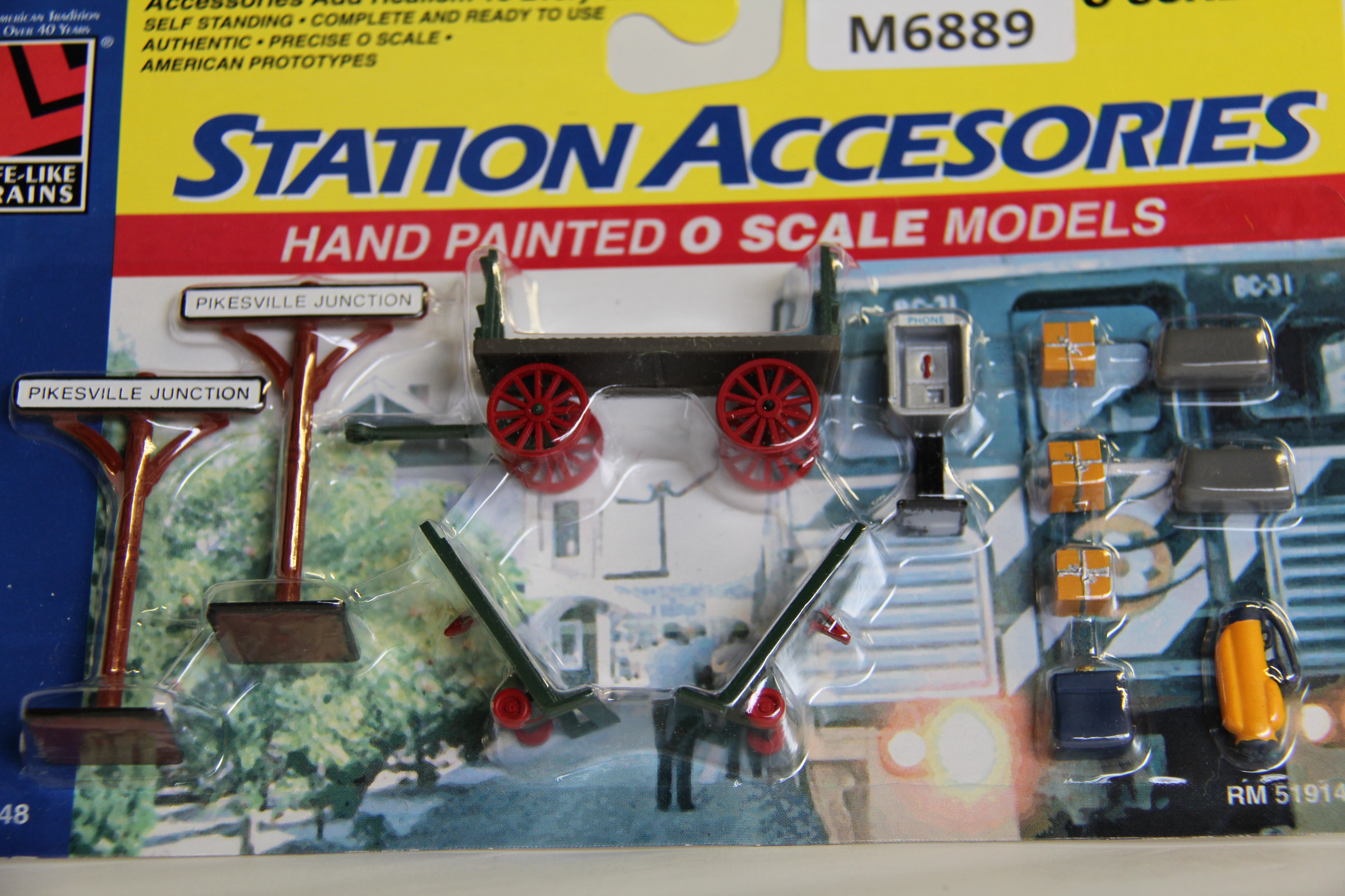 Life-Like Trains Station Accessories #1148-Second hand-M6889