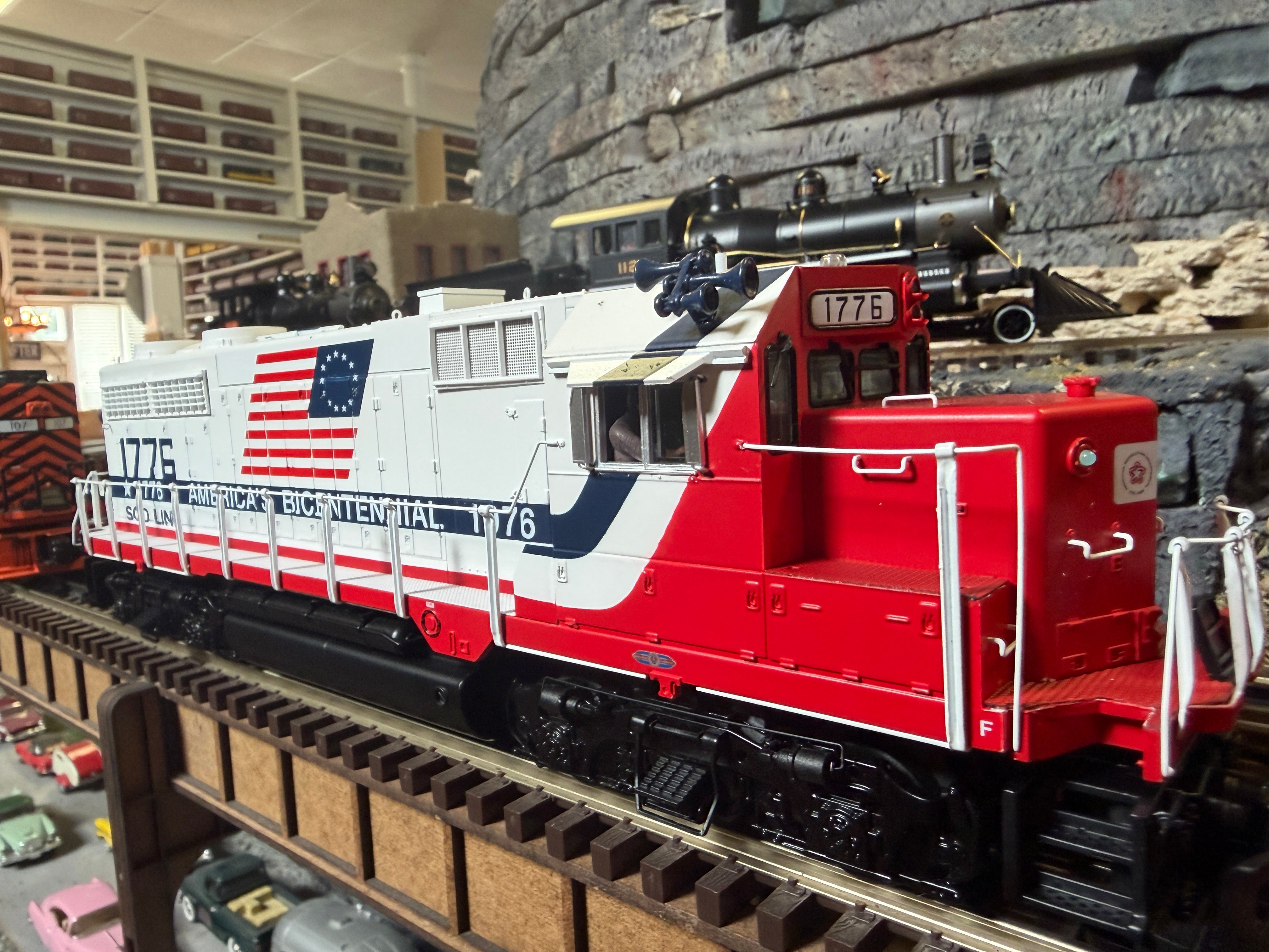 MTH 20-22109-1 - Premier - GP-35 Low Hood Diesel Engine "SOO Line" #1776 w/ PS3 (Bi-Centennial) - Custom Run for MrMuffin'sTrains