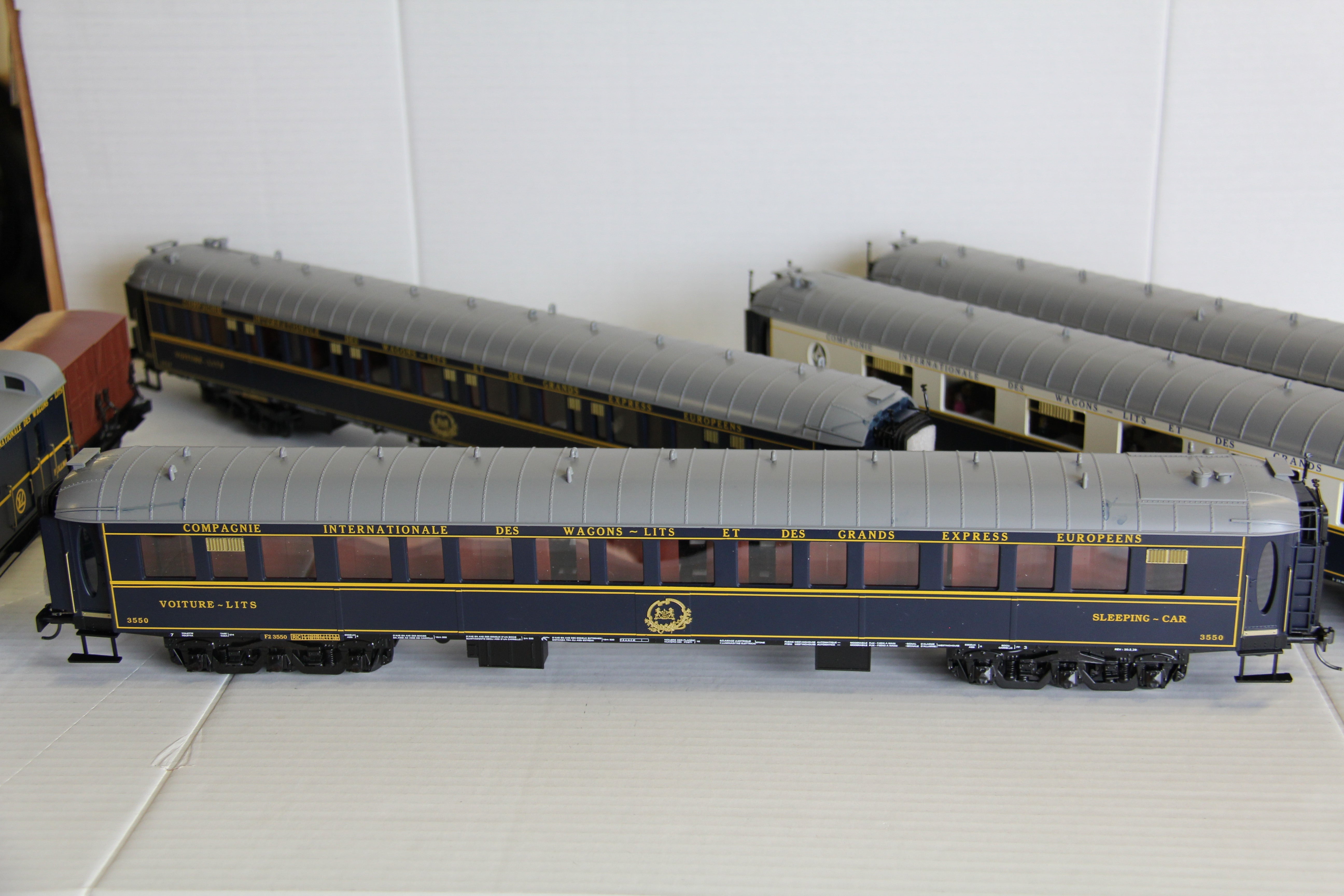 MTH 20-3344-1 "Orient Express" Chapelon 2-3-1E Pacific Steam Engine SNCF (Green Boiler) & MTH 20-60023 5 Car French SNCF Passenger Set (CONVERTED to 3Rail) with UPGRADED PS3-Second hand-M6827