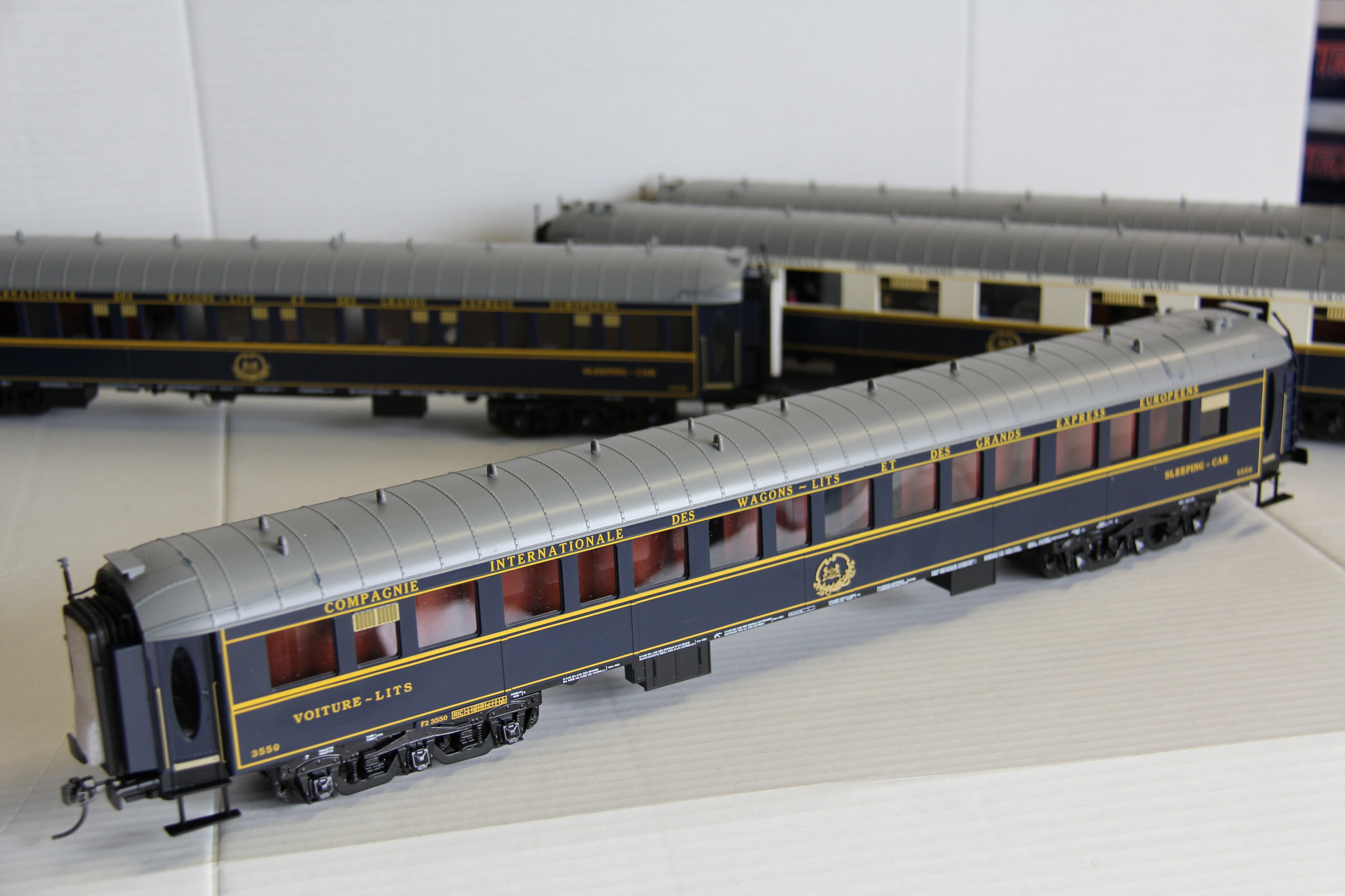 MTH 20-3344-1 "Orient Express" Chapelon 2-3-1E Pacific Steam Engine SNCF (Green Boiler) & MTH 20-60023 5 Car French SNCF Passenger Set (CONVERTED to 3Rail) with UPGRADED PS3-Second hand-M6827