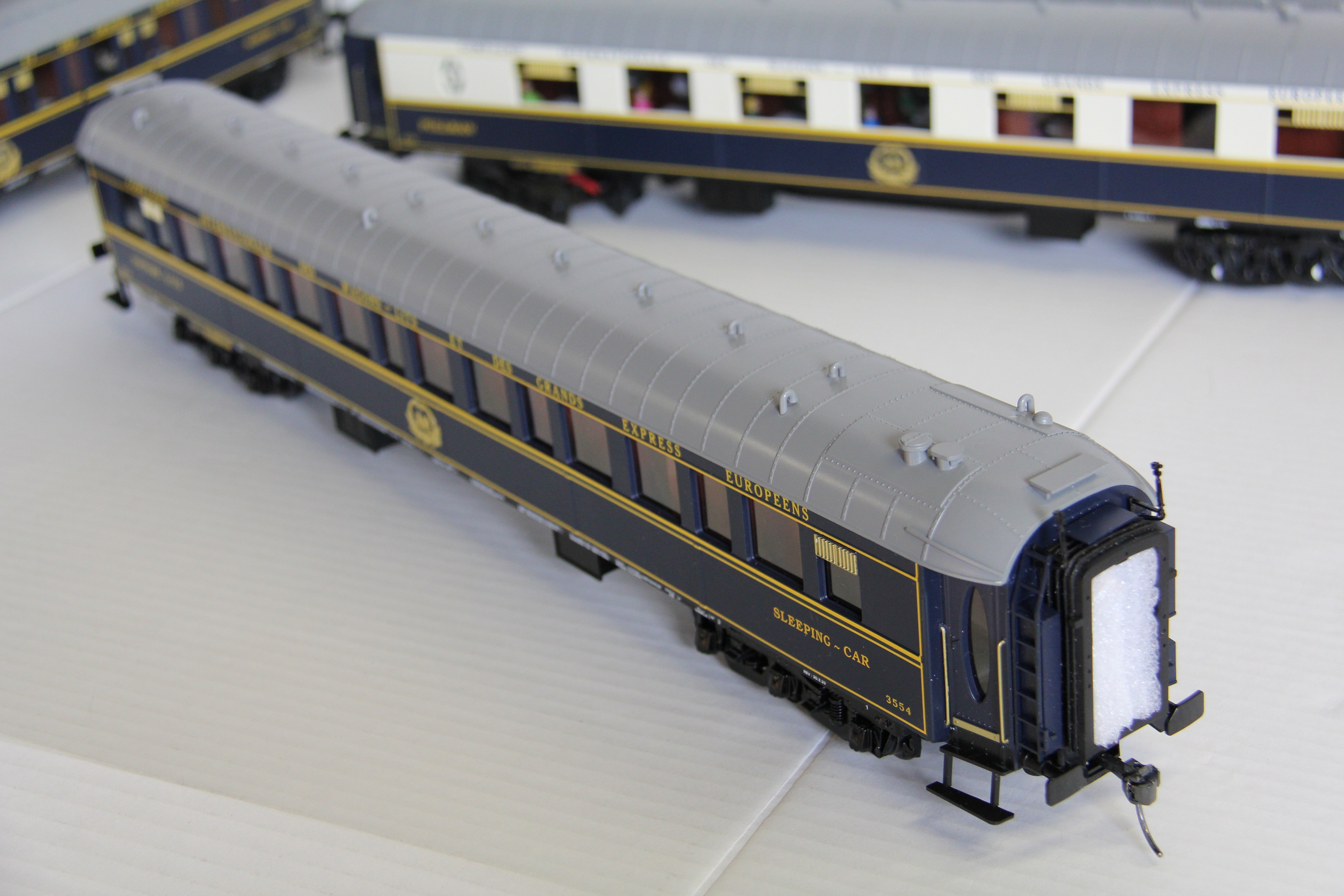 MTH 20-3344-1 "Orient Express" Chapelon 2-3-1E Pacific Steam Engine SNCF (Green Boiler) & MTH 20-60023 5 Car French SNCF Passenger Set (CONVERTED to 3Rail) with UPGRADED PS3-Second hand-M6827