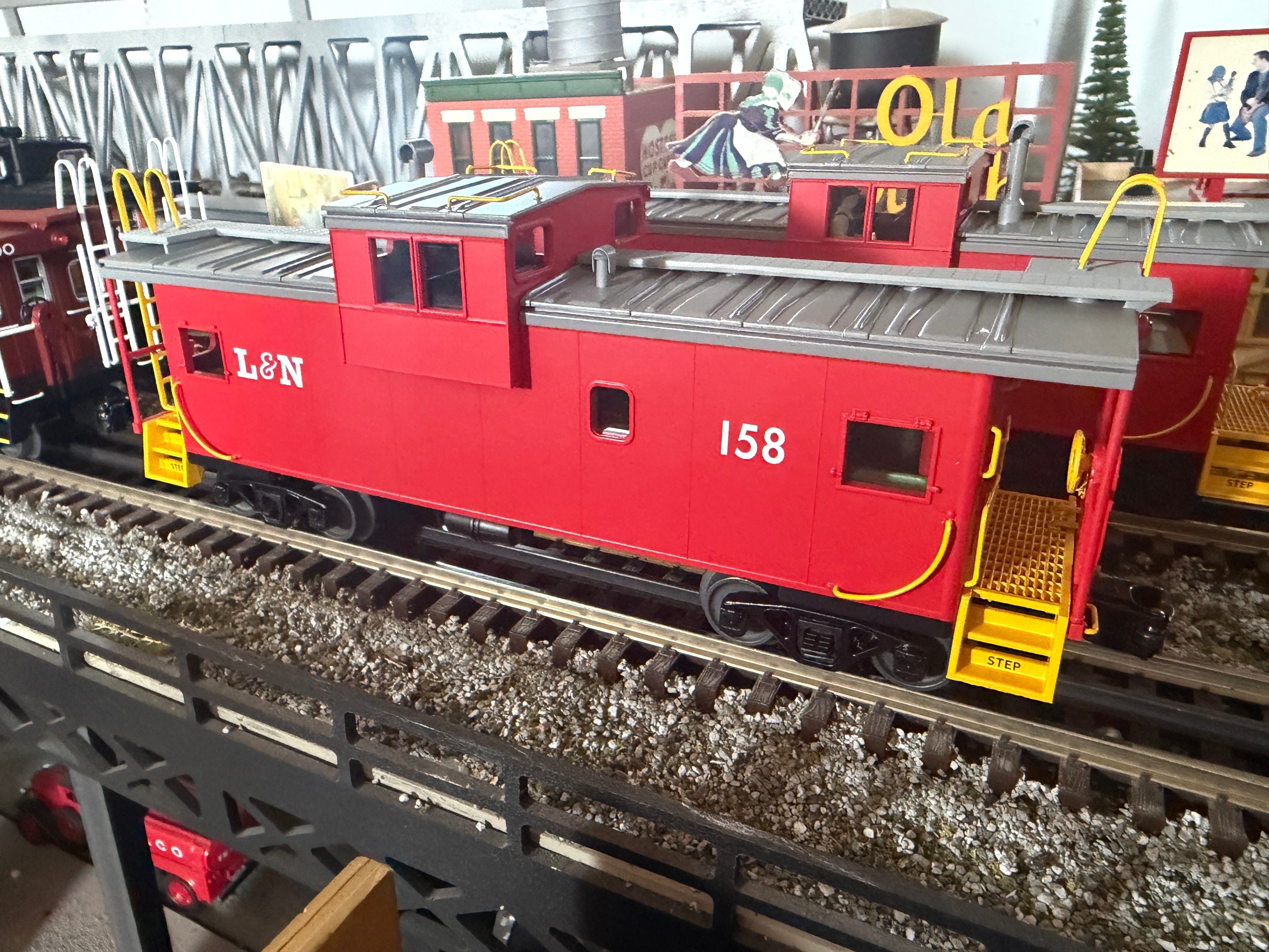 MTH 20-91845 - Premier - Extended Vision Caboose "Louisville & Nashville" #158 - Custom Run for MrMuffin'sTrains