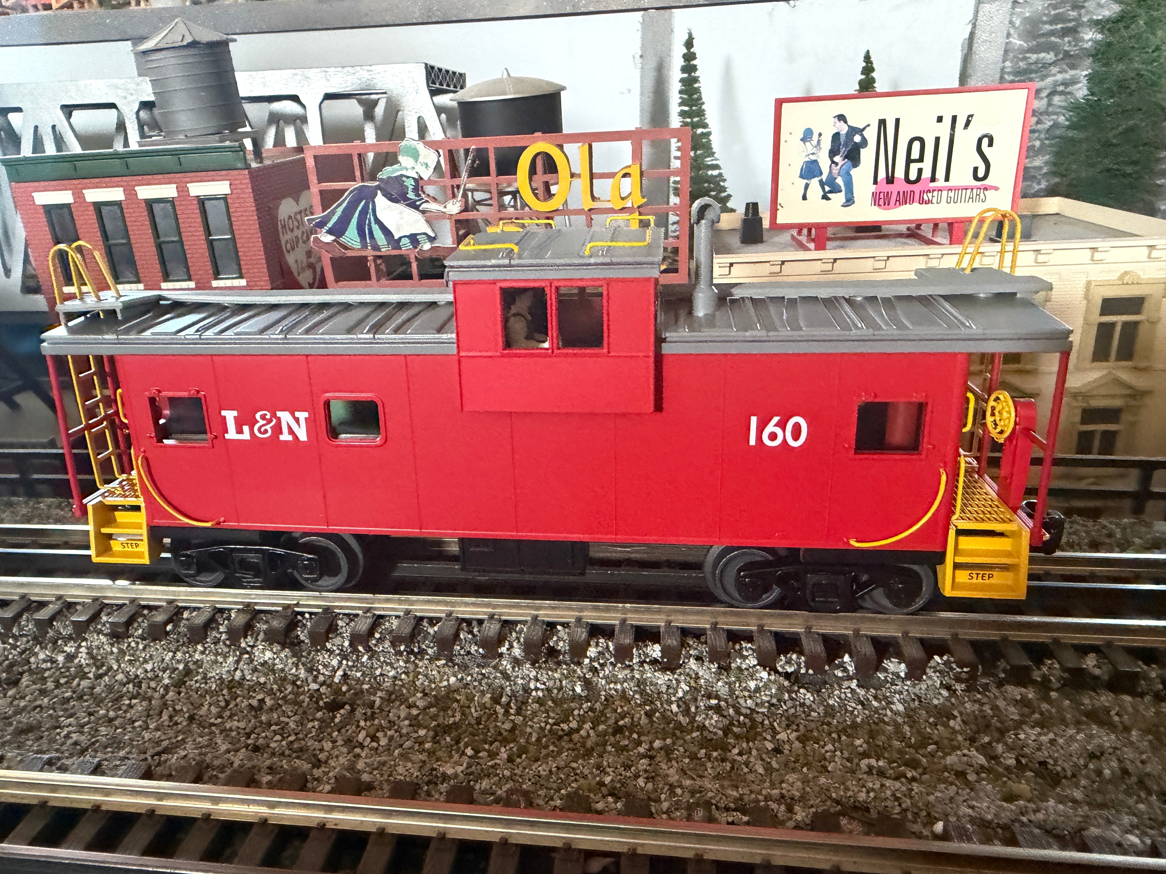MTH 20-91846 - Premier - Extended Vision Caboose "Louisville & Nashville" #160 - Custom Run for MrMuffin'sTrains