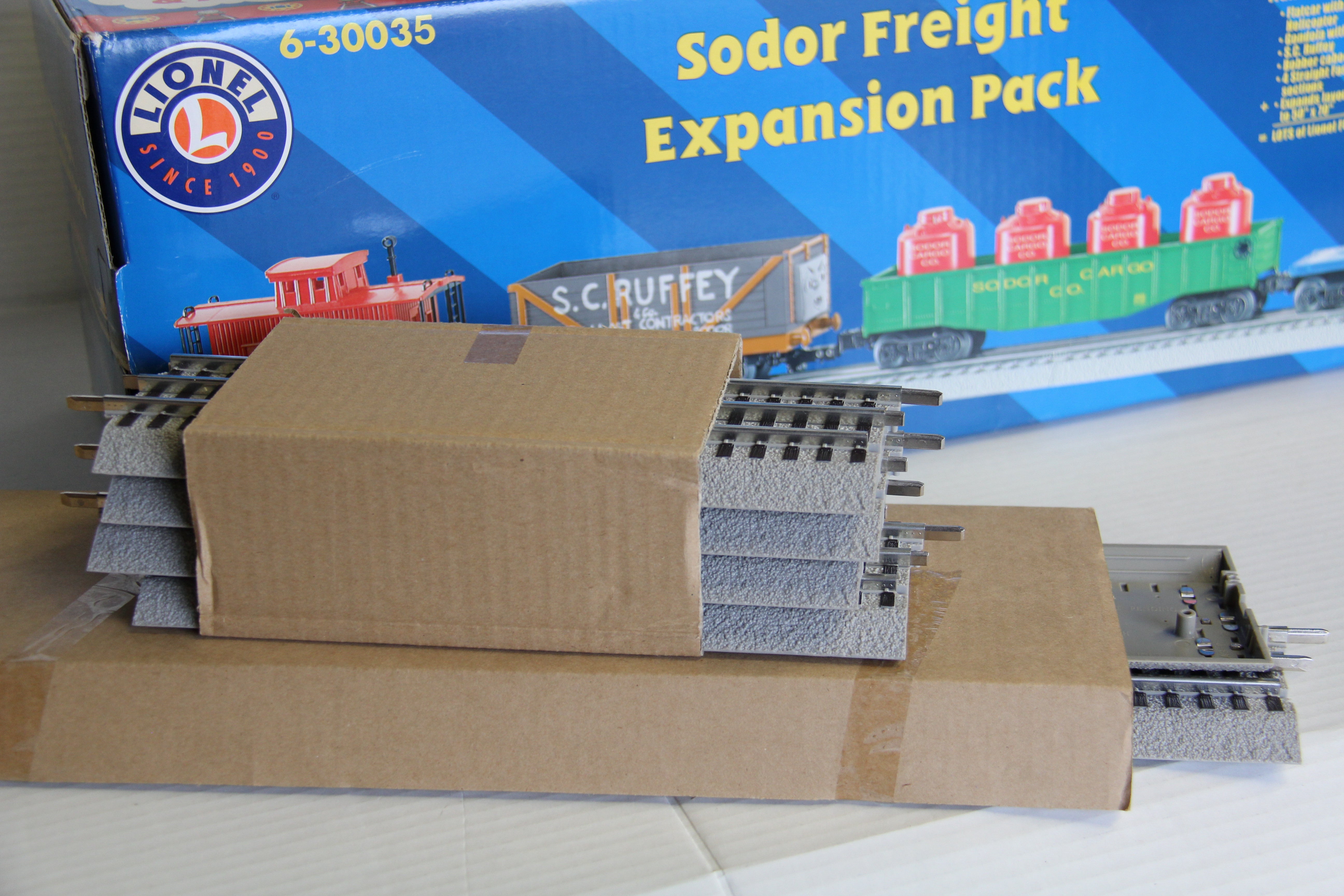 Lionel 6-31956 Thomas & Friends Train Set & 6-30035 Expansion Pack-Second hand-M6890