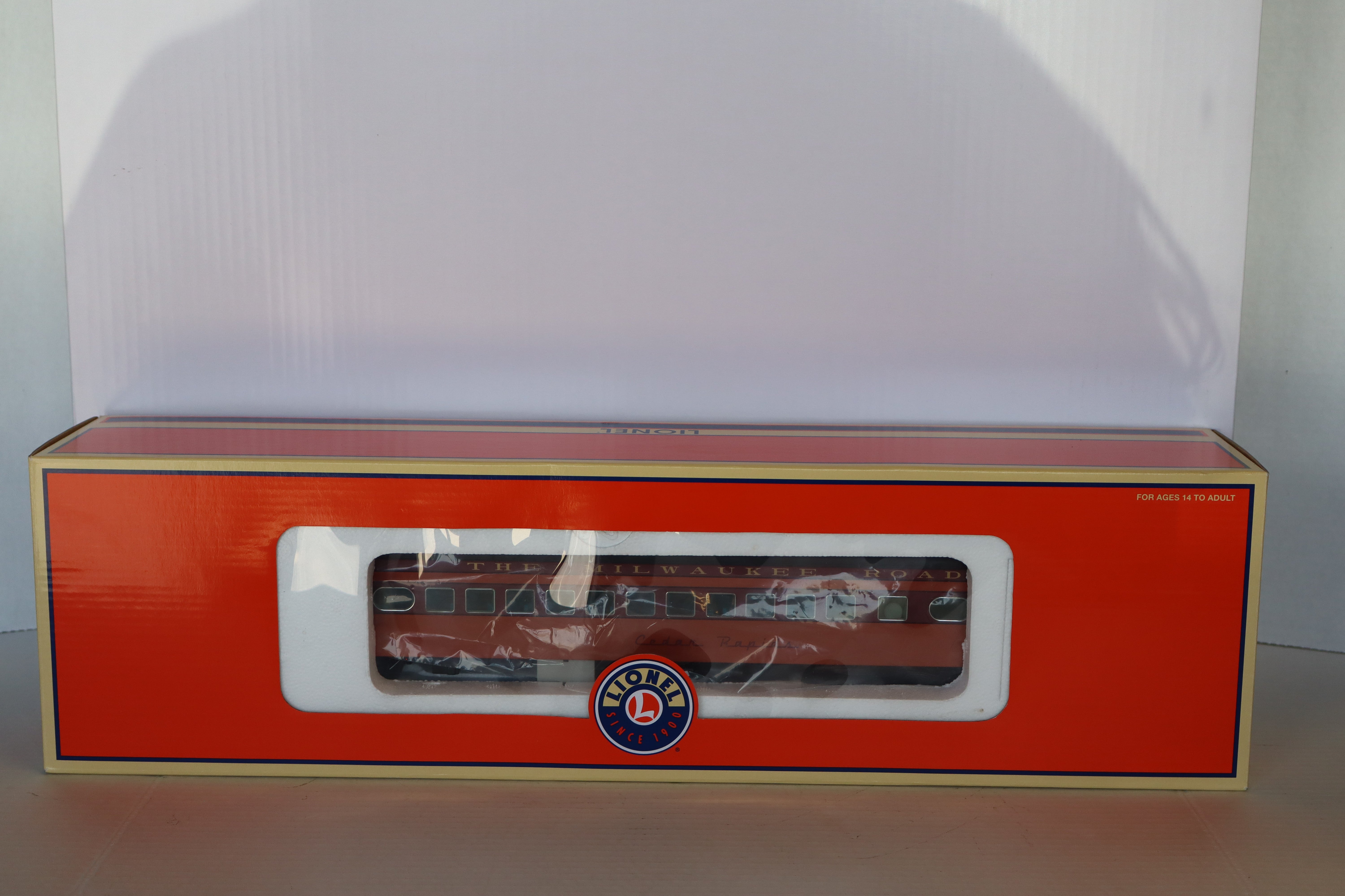 Lionel 6-11229 Milwaukee Road S3 Northern #261 Excursion Scheme w/ 4 Car Pass Set-Second hand-M8185