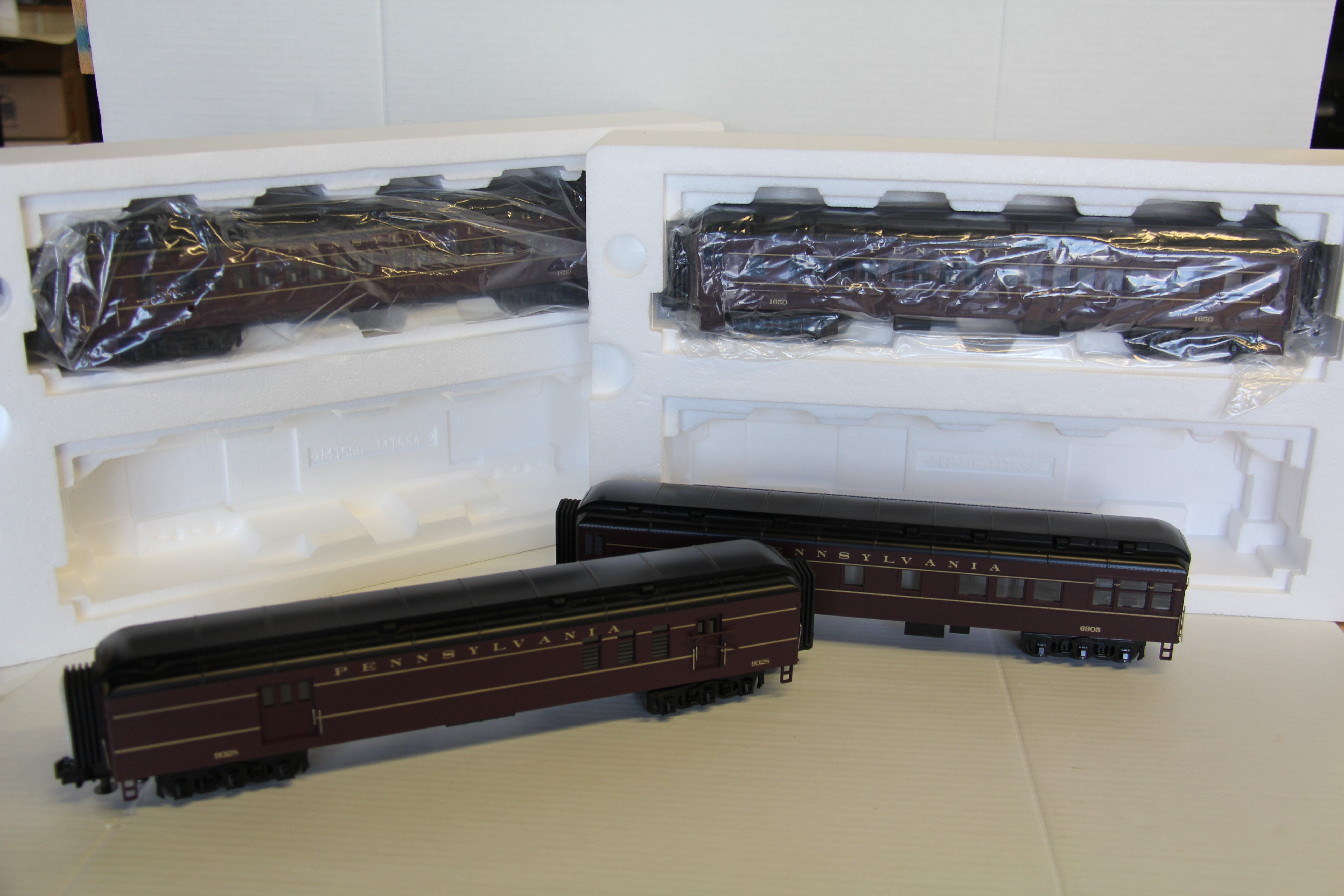 Rail King 30-6964 & 30-68149 Pennsylvania 60' Streamlined Passenger 6 Set-Second hand-M6897