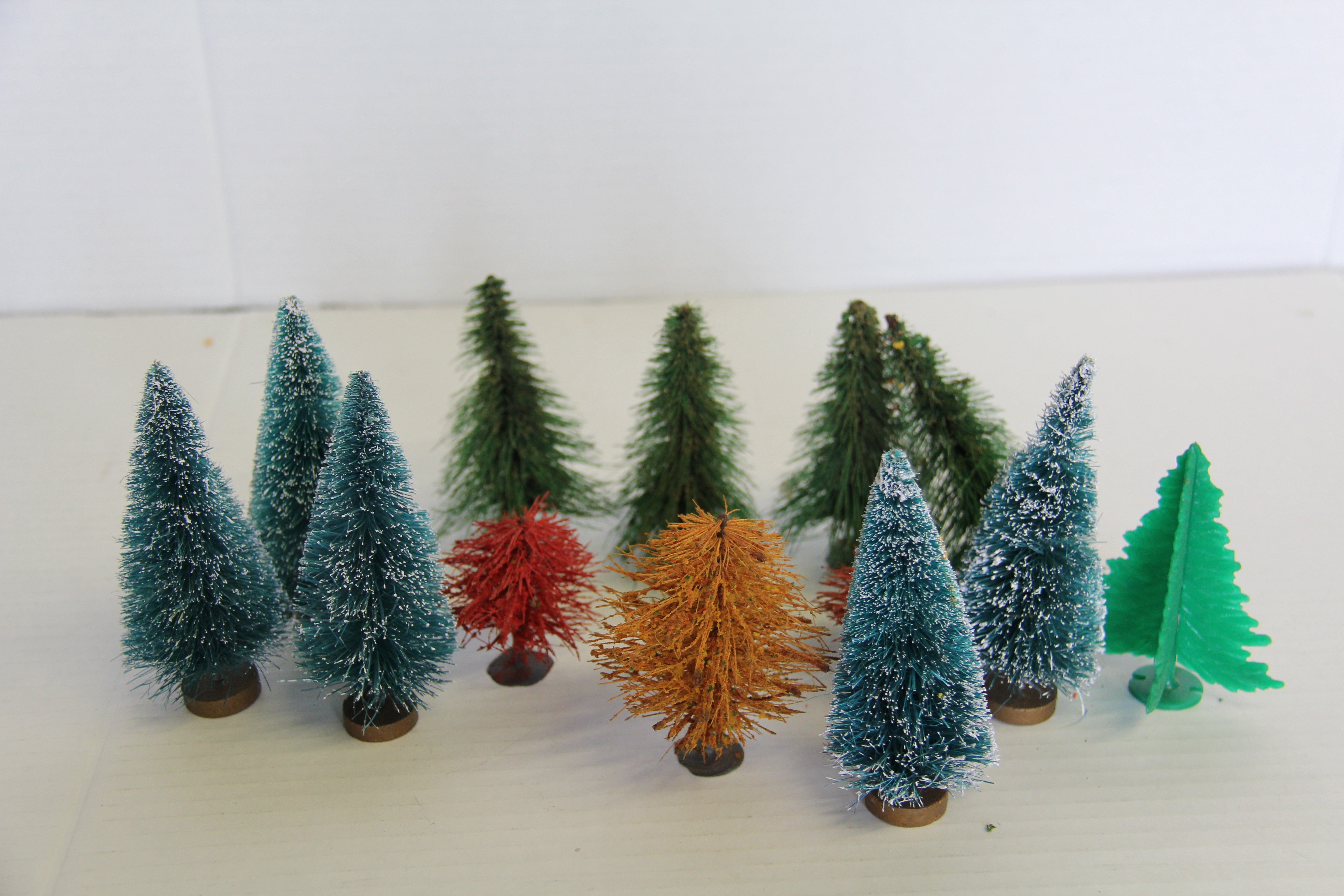 Various Tree Lot #1 Set of 12-Second hand-M6899