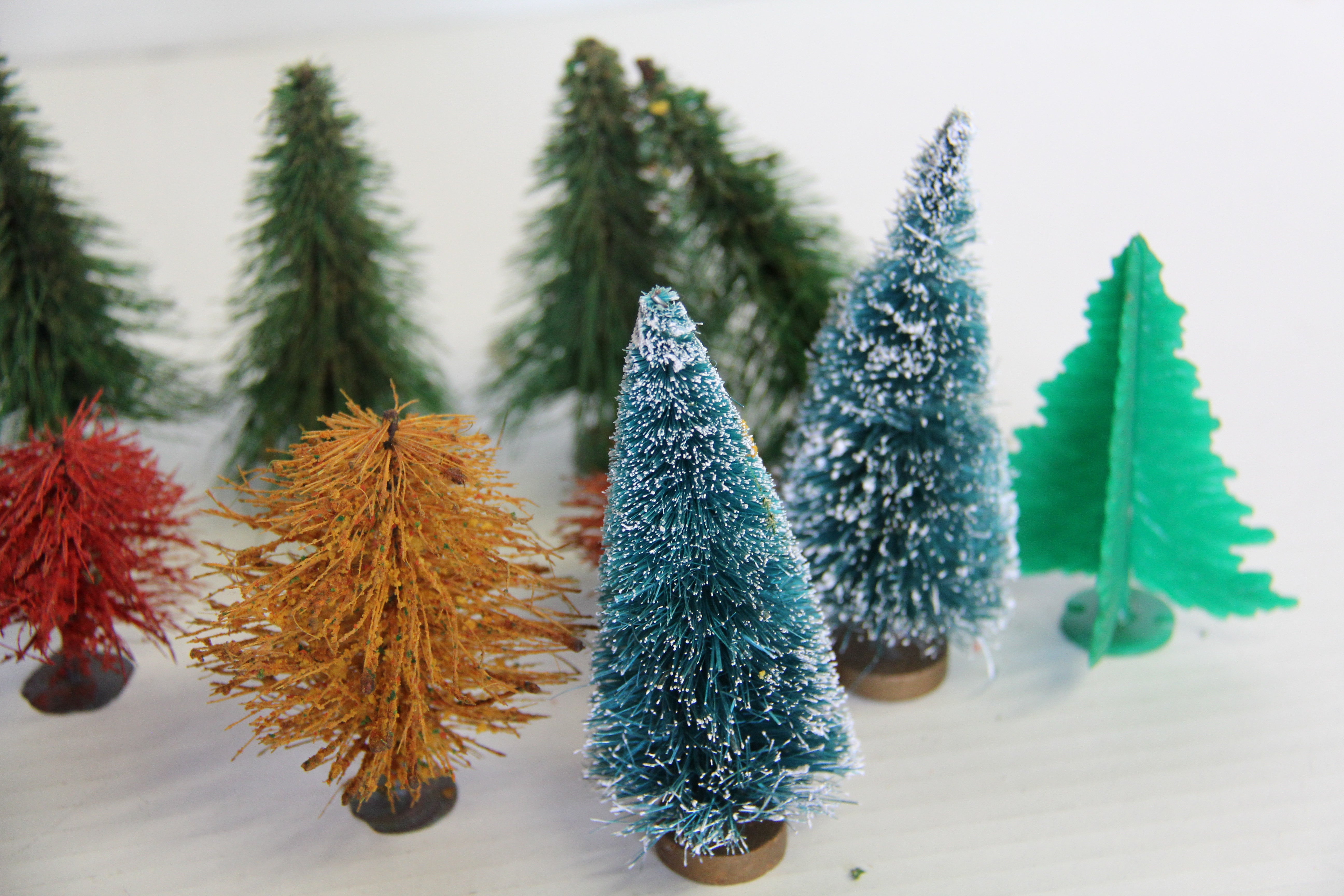 Various Tree Lot #1 Set of 12-Second hand-M6899