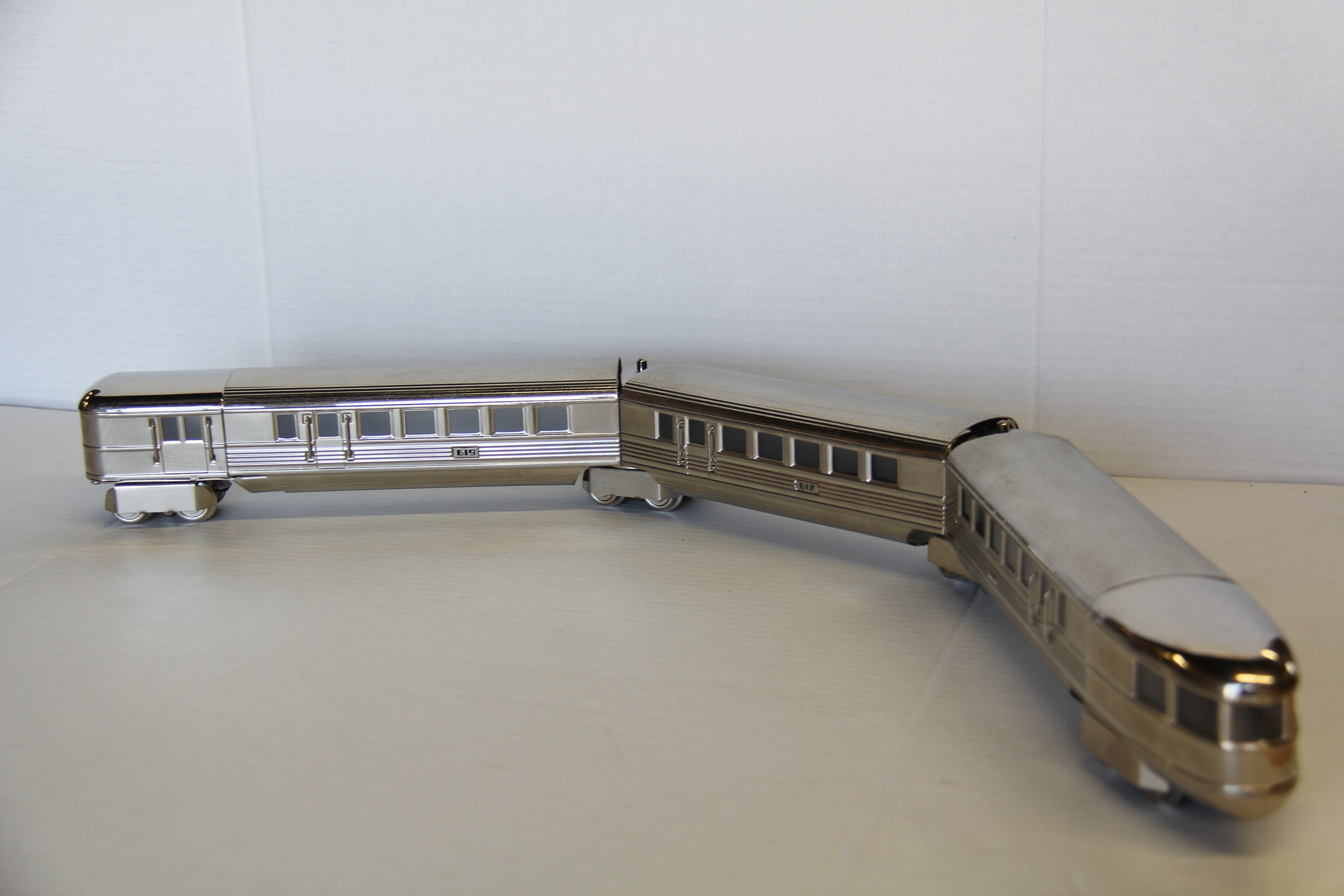 Lionel Flying Yankee Metal Train Set-Second hand-M6901